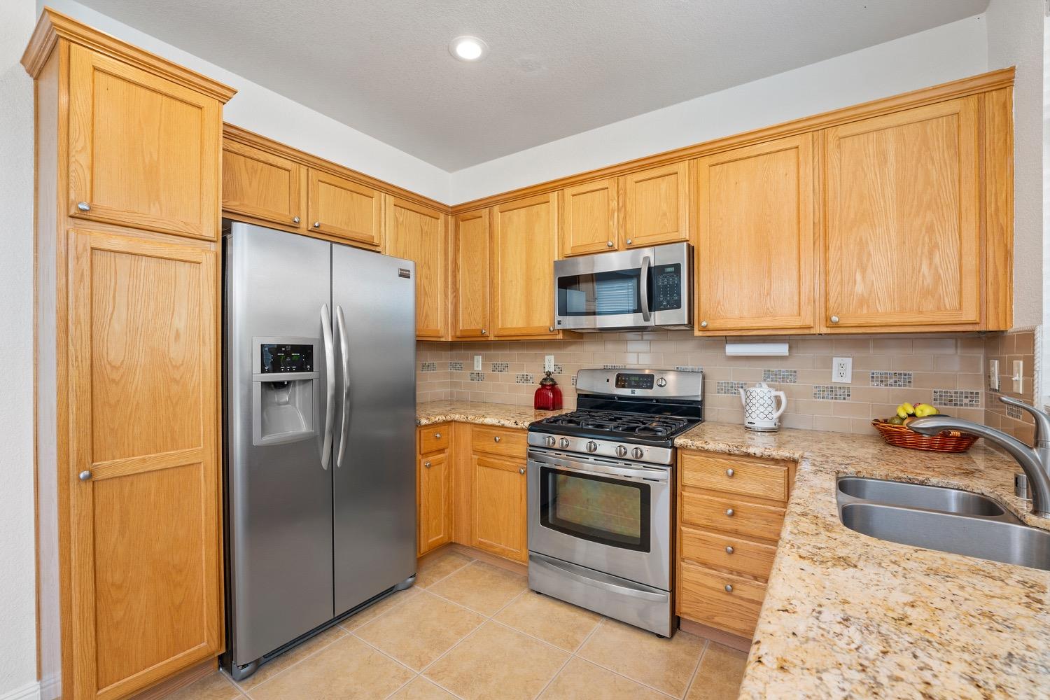 7453 Apple Hollow Loop