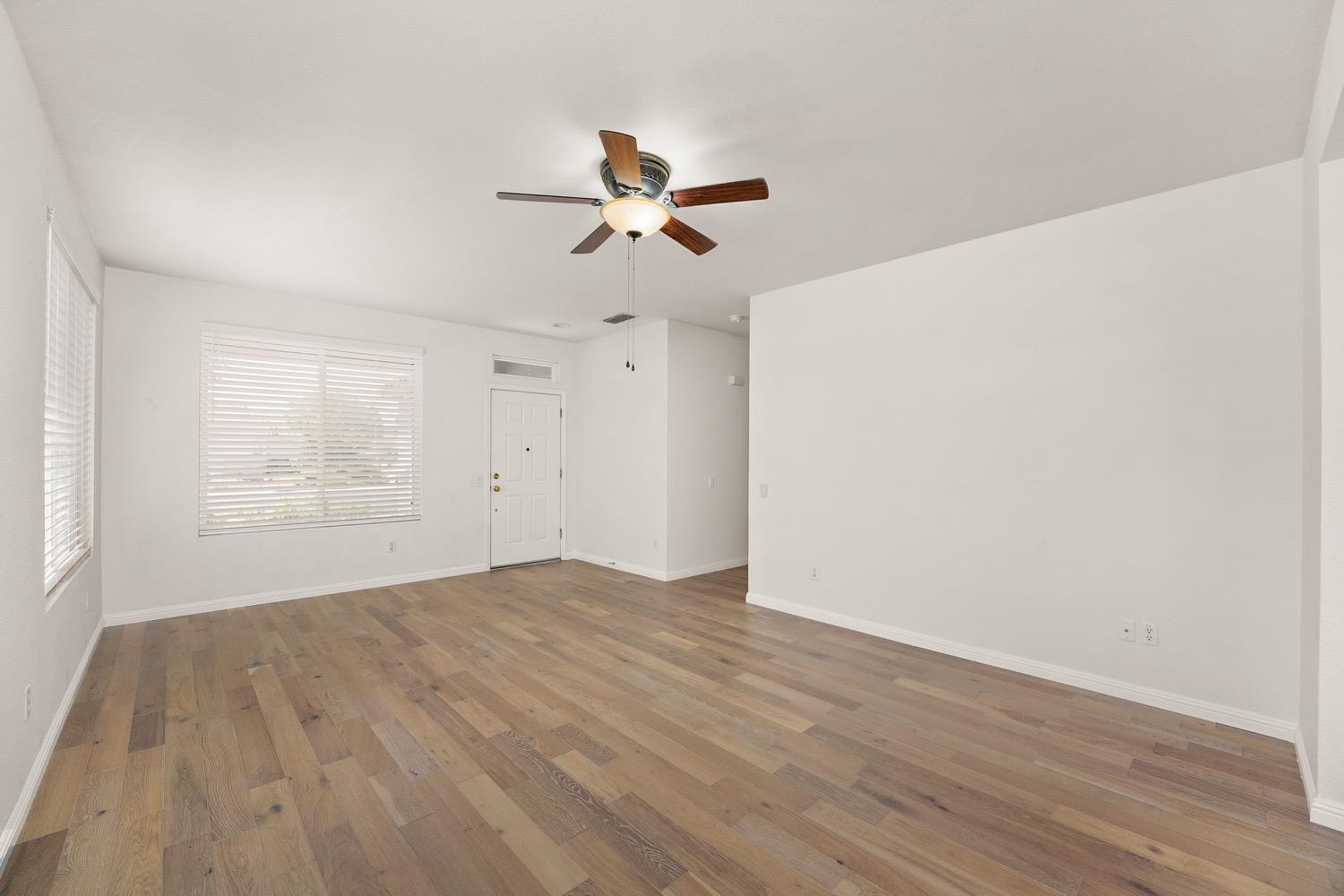 7453 Apple Hollow Loop