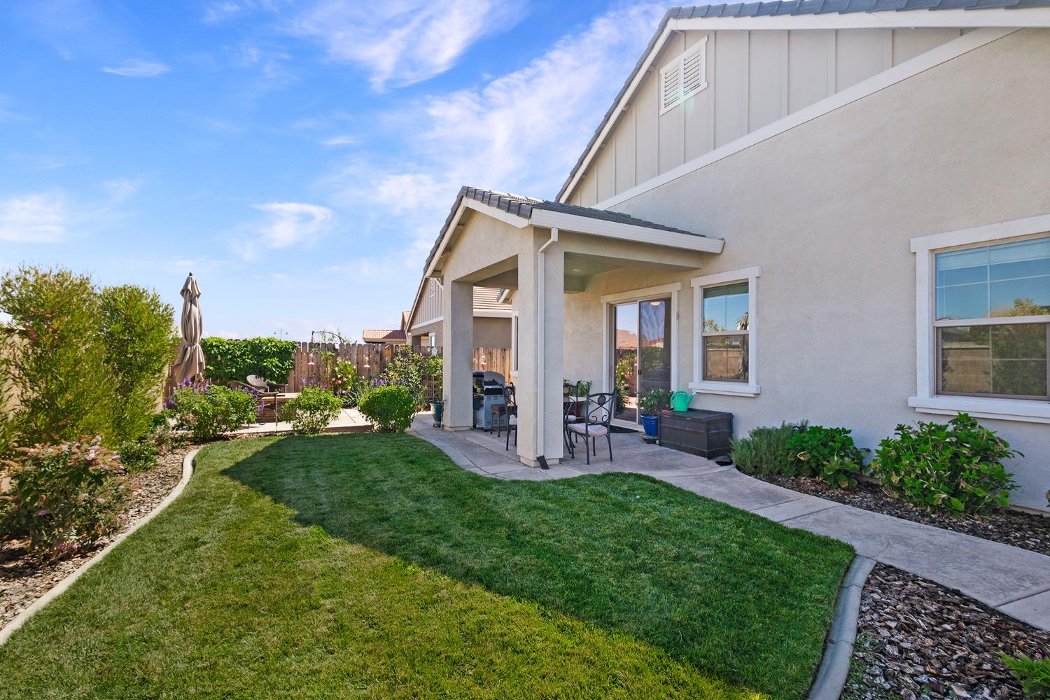 2945 Shady Acres Loop