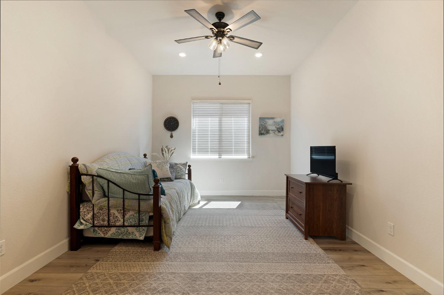 2945 Shady Acres Loop