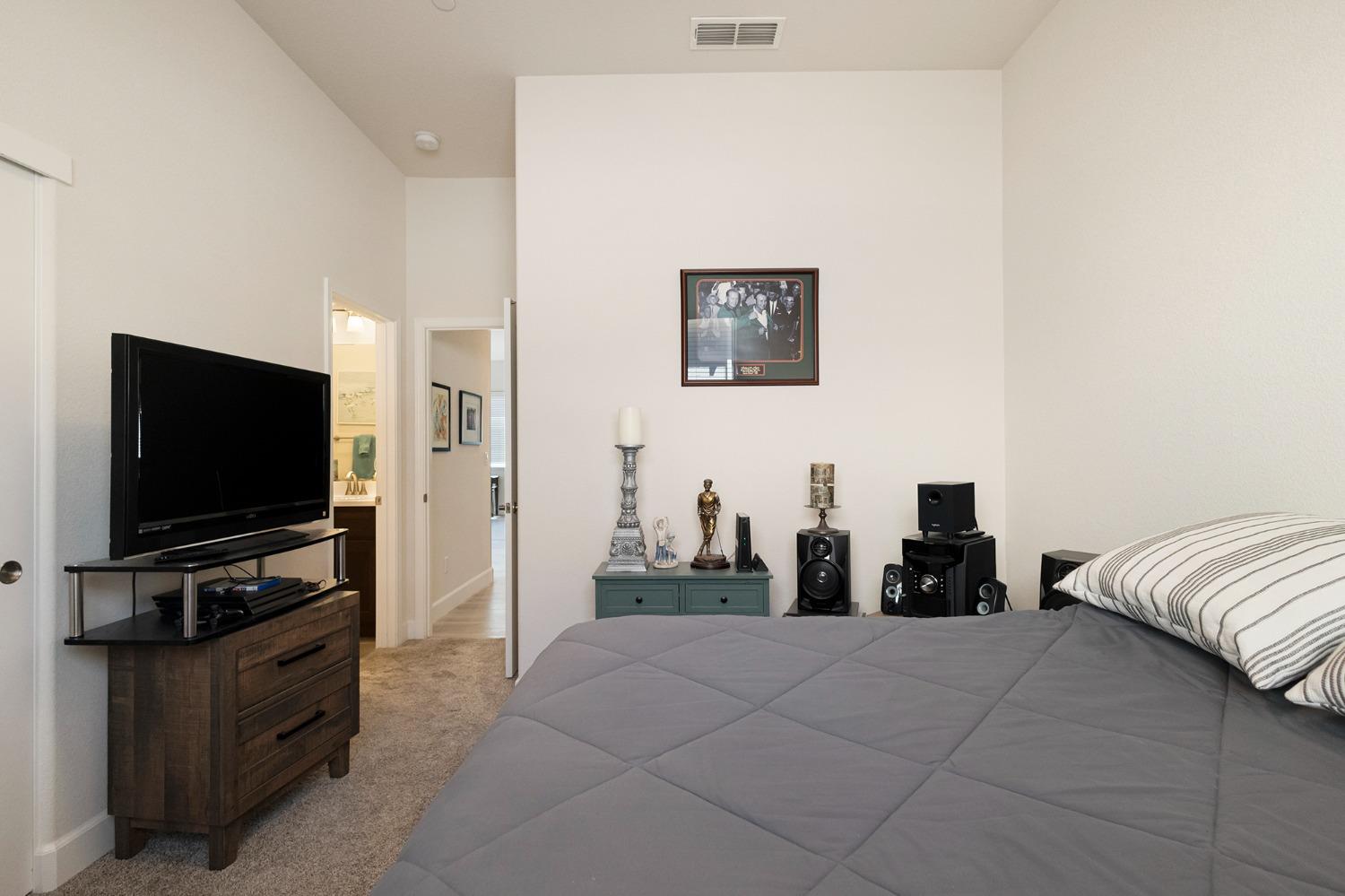 2945 Shady Acres Loop