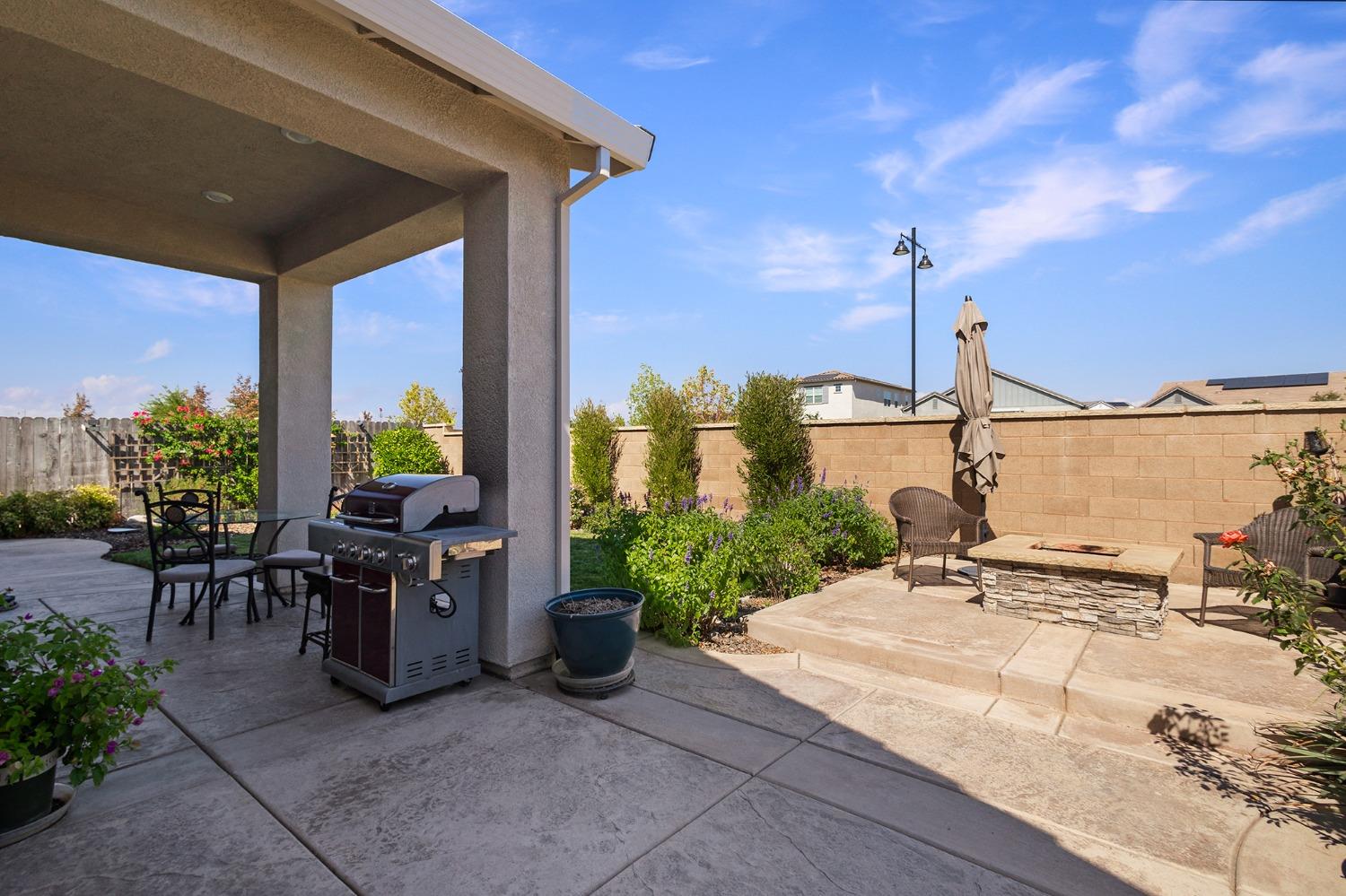 2945 Shady Acres Loop