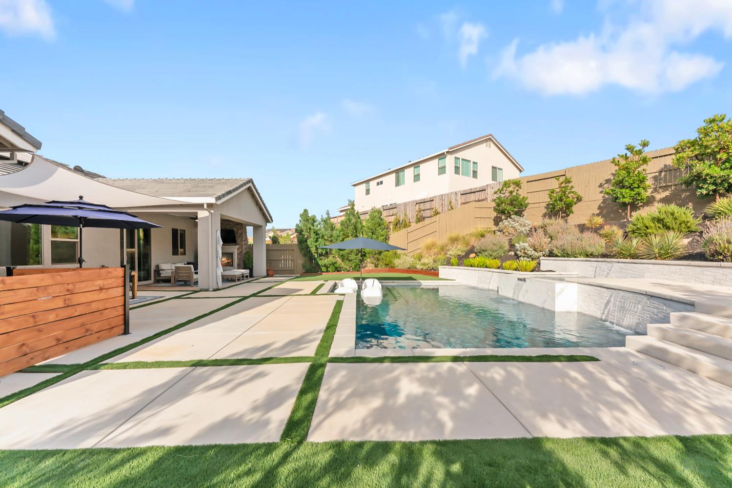 2282 Ranch View Drive