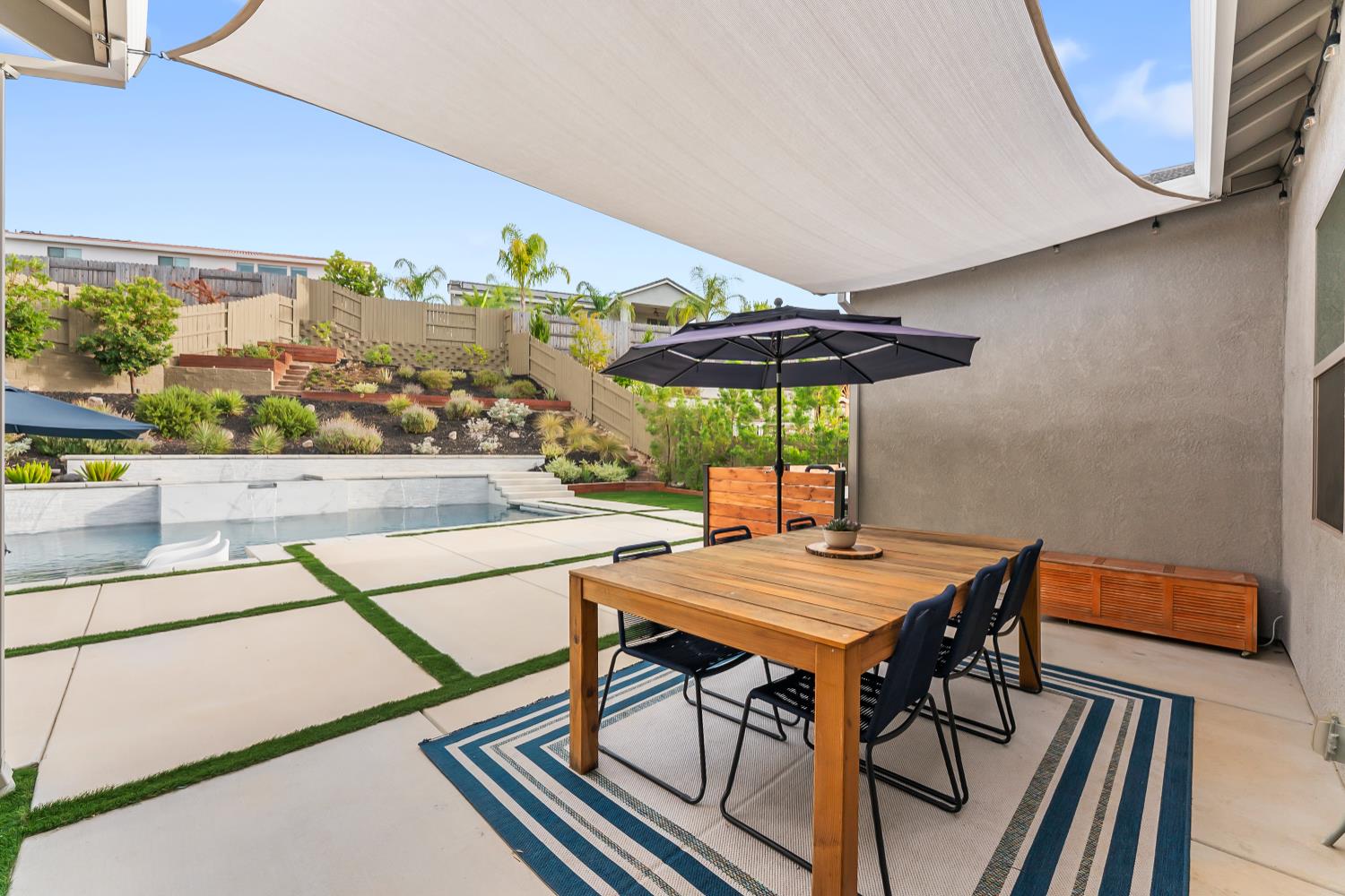 2282 Ranch View Drive
