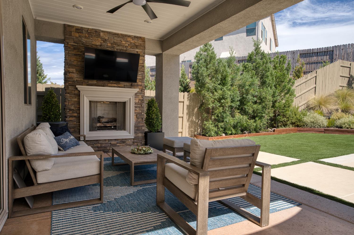 2282 Ranch View Drive