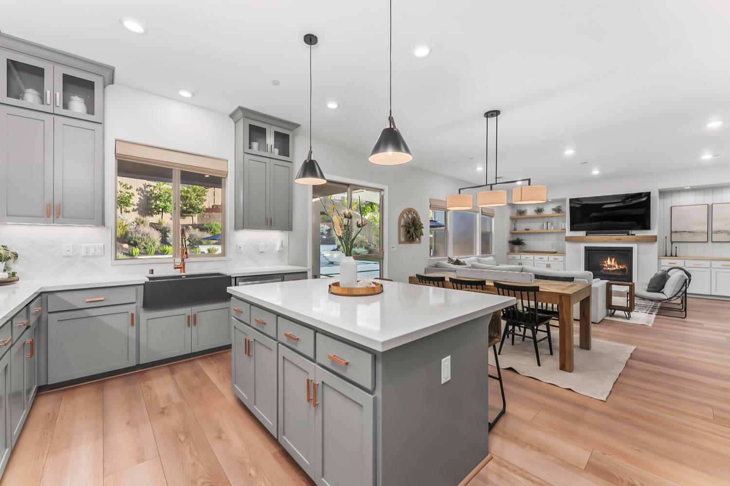 2282 Ranch View Drive