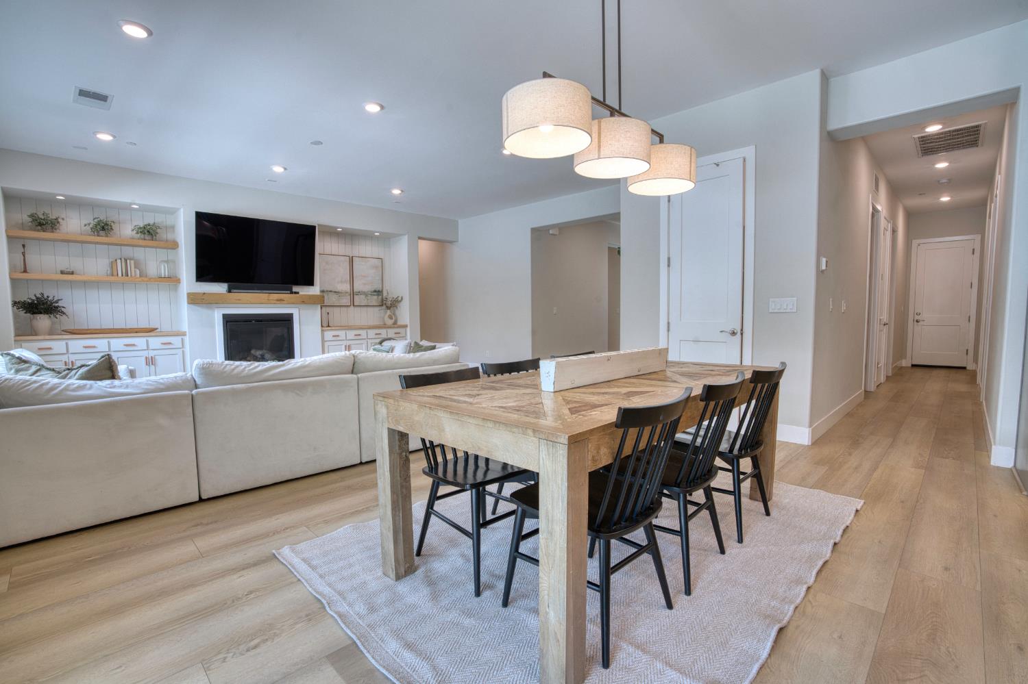 2282 Ranch View Drive