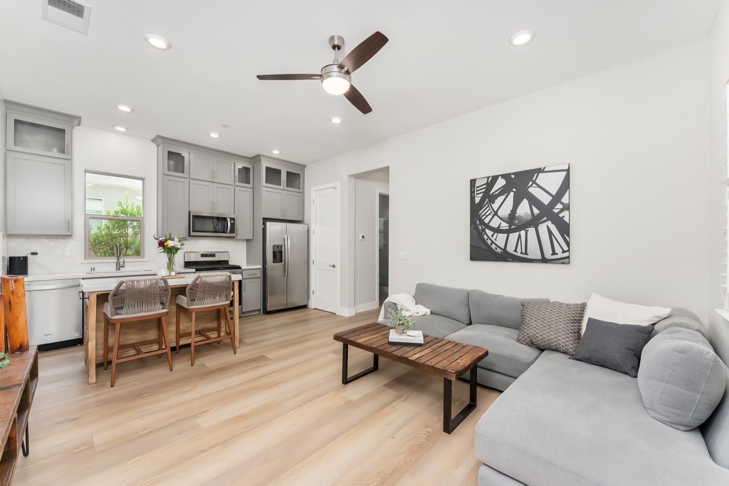 2282 Ranch View Drive