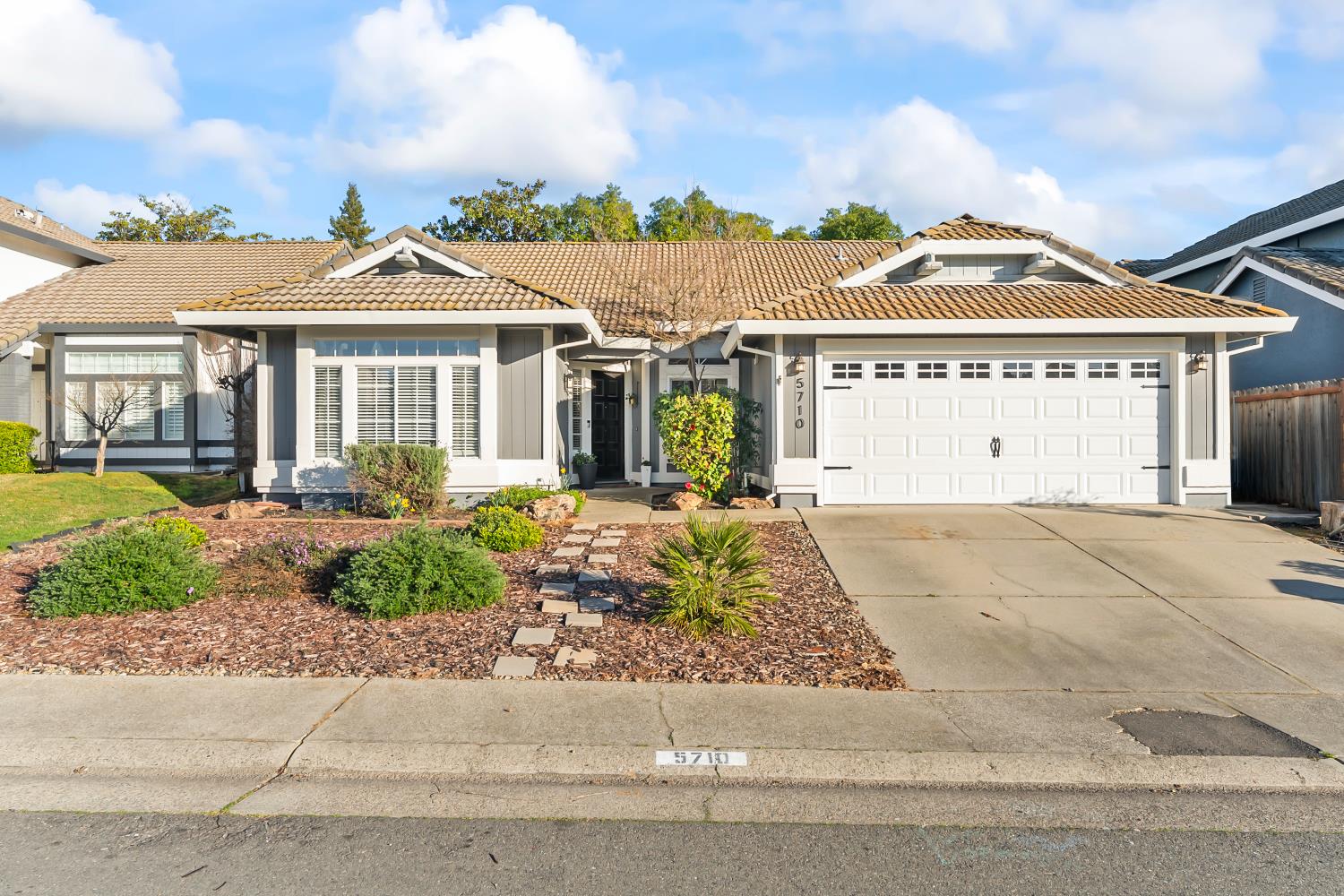 5710 River Run Circle