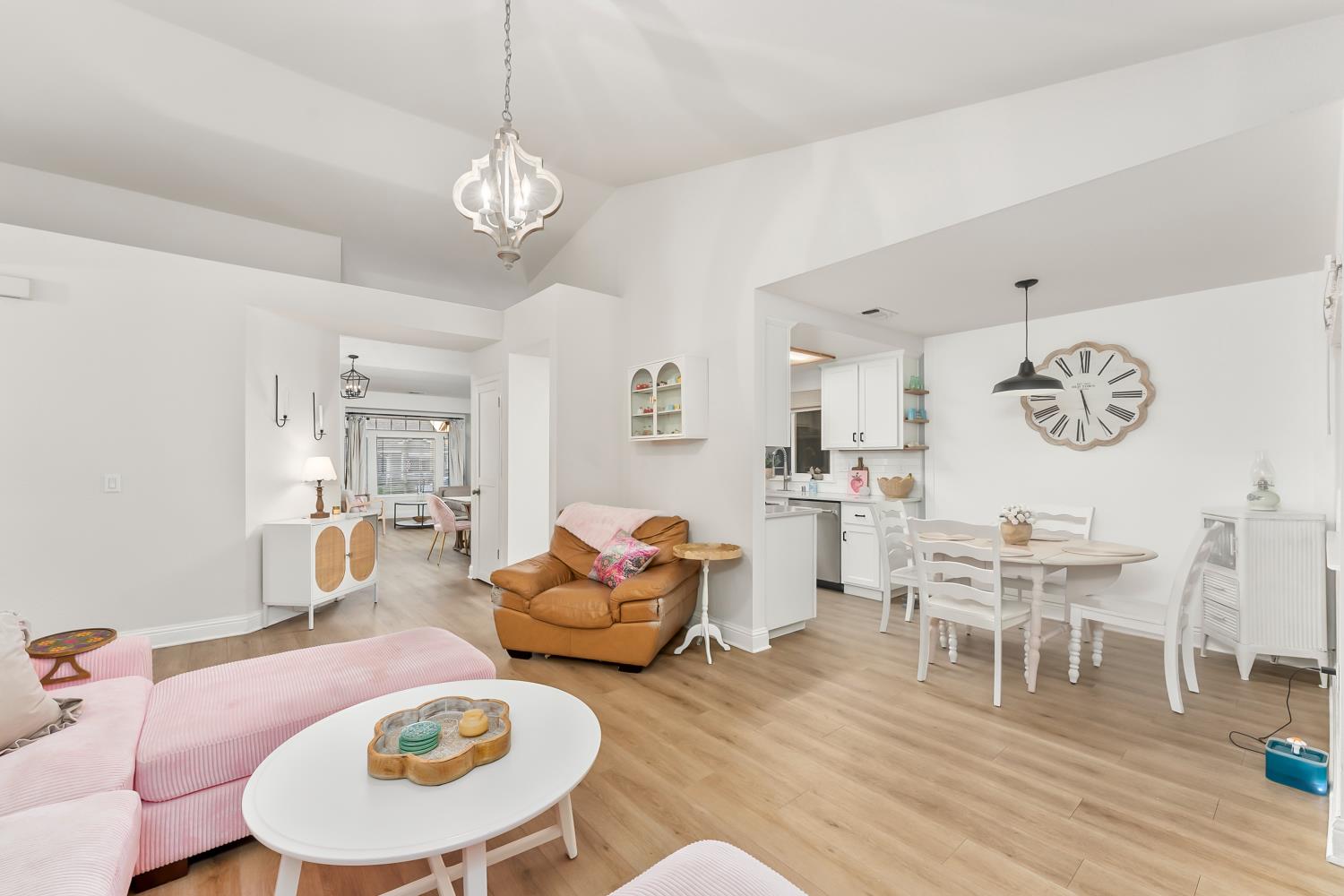 5710 River Run Circle