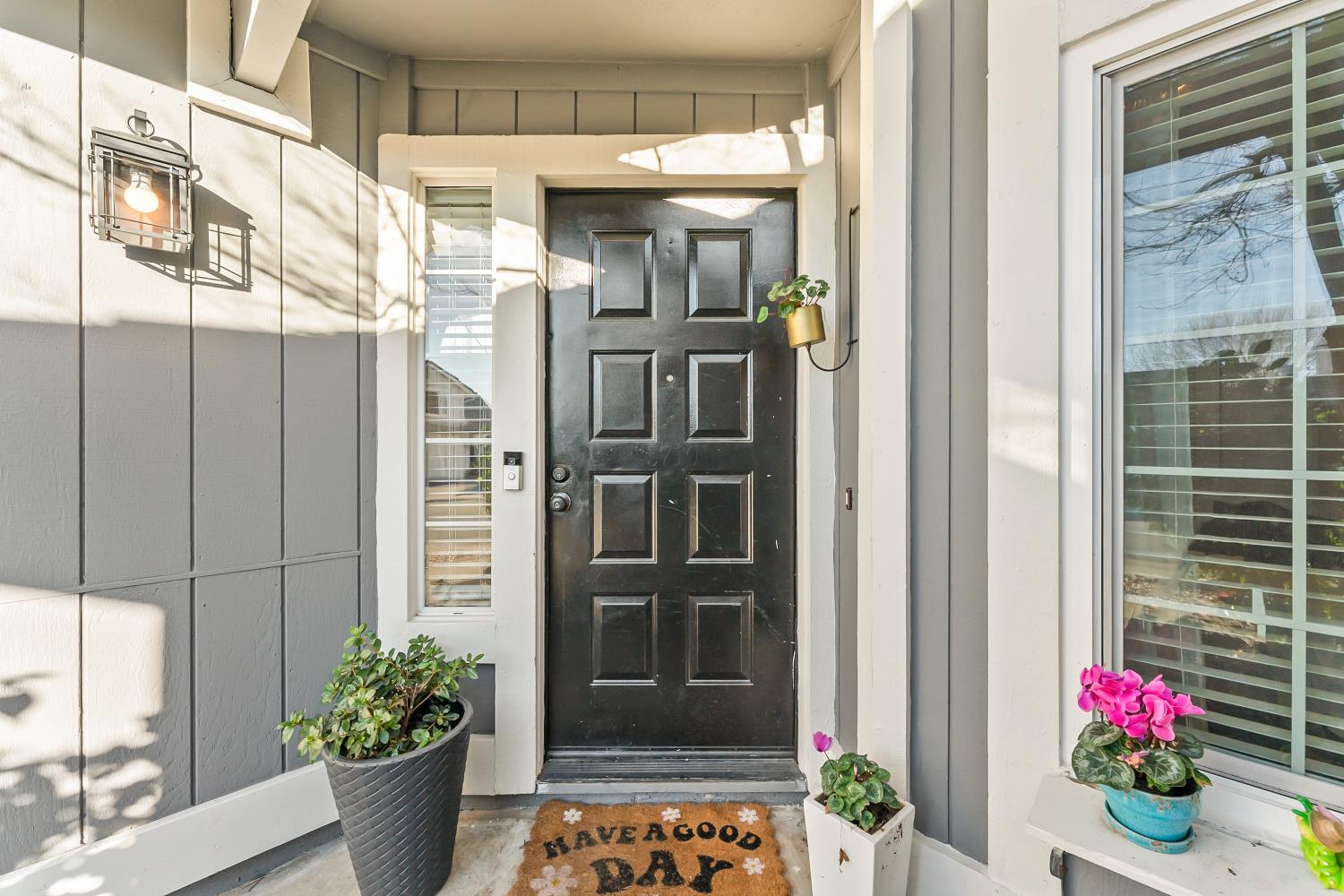 5710 River Run Circle