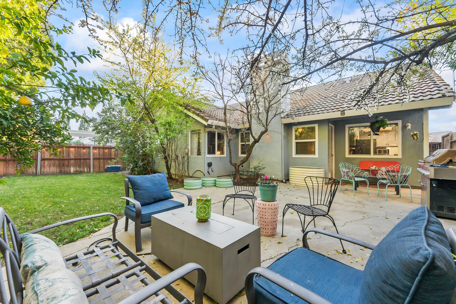 5710 River Run Circle