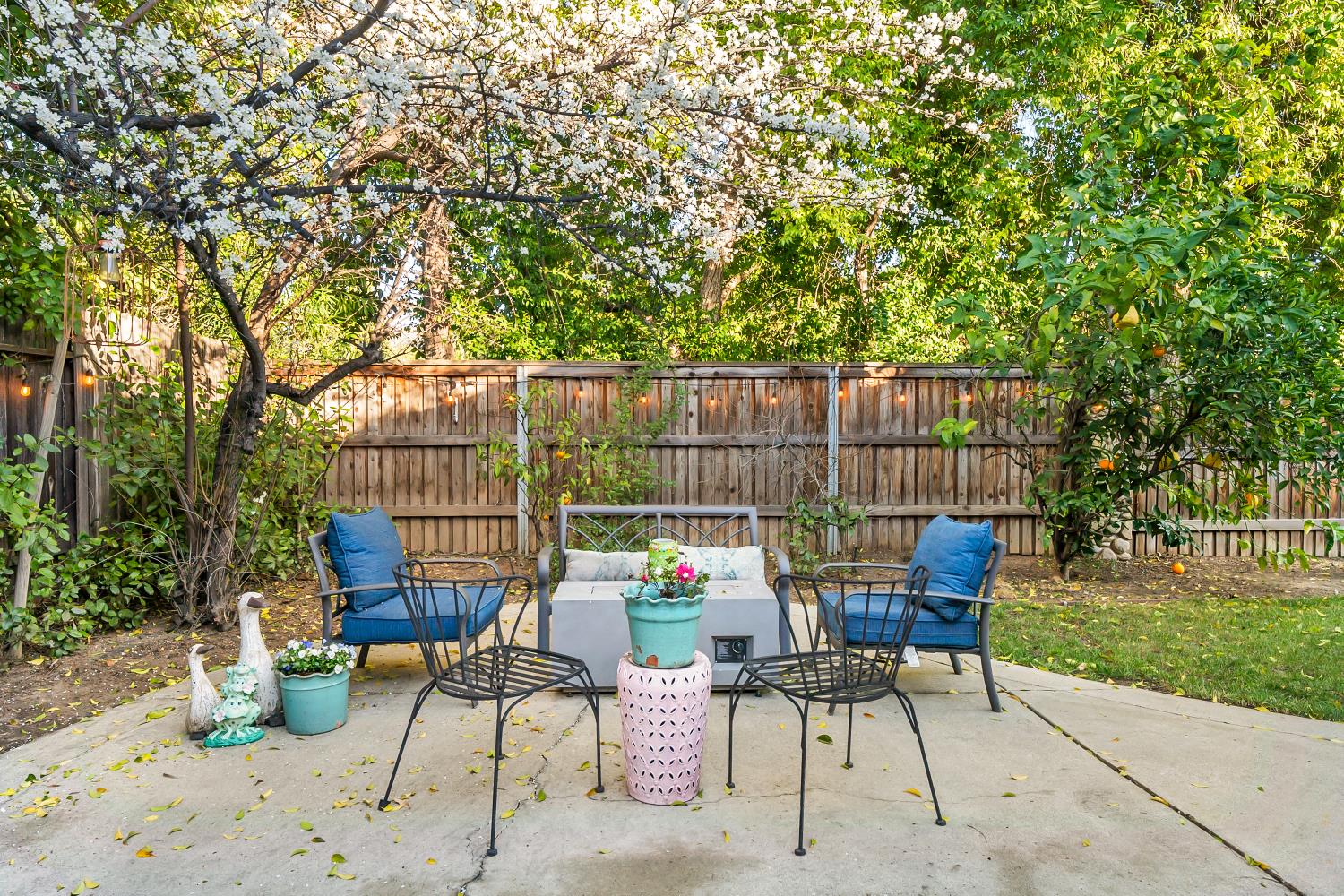 5710 River Run Circle