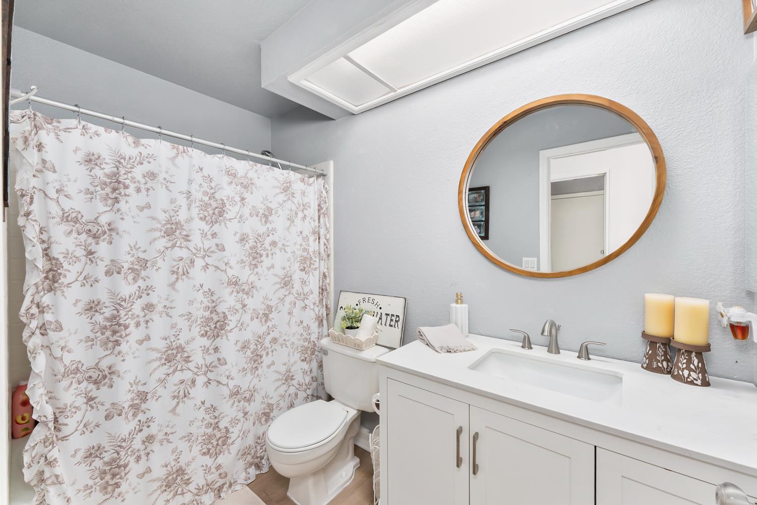 5710 River Run Circle