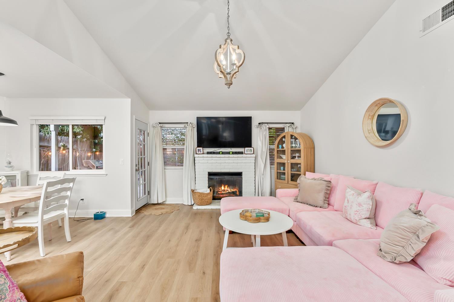 5710 River Run Circle