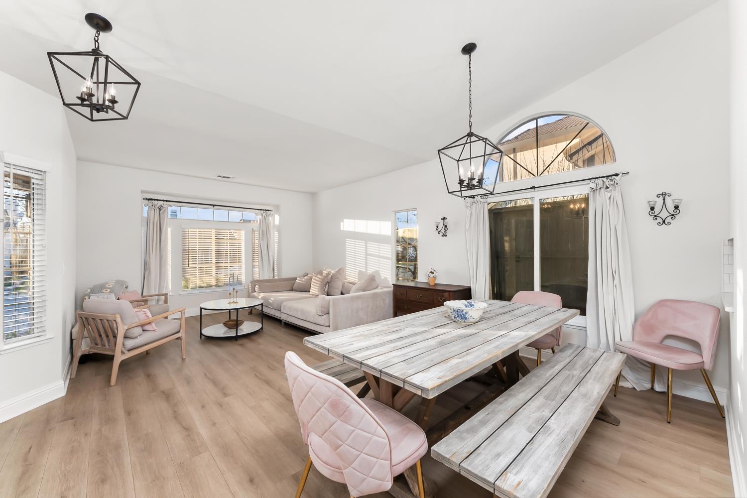 5710 River Run Circle