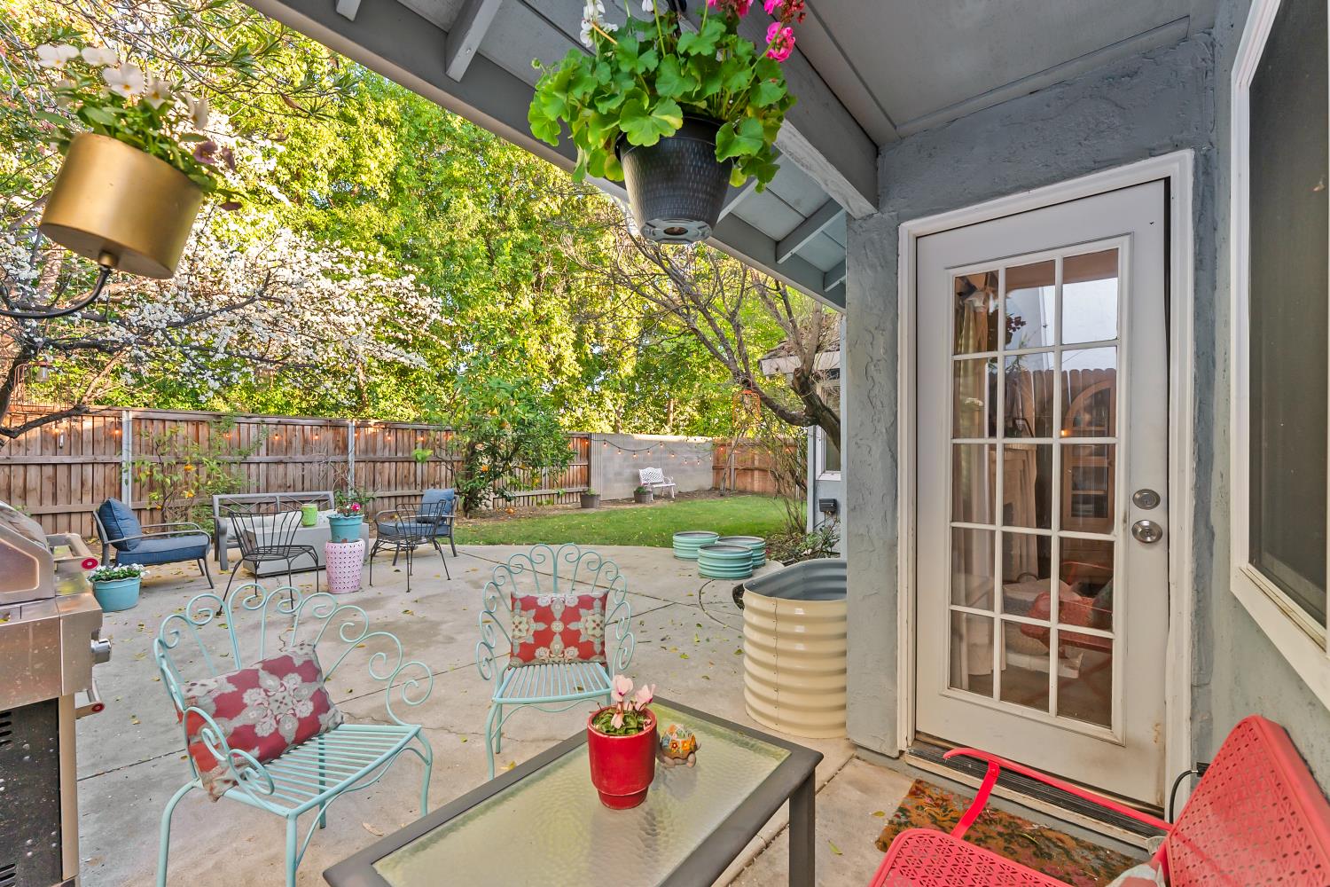 5710 River Run Circle