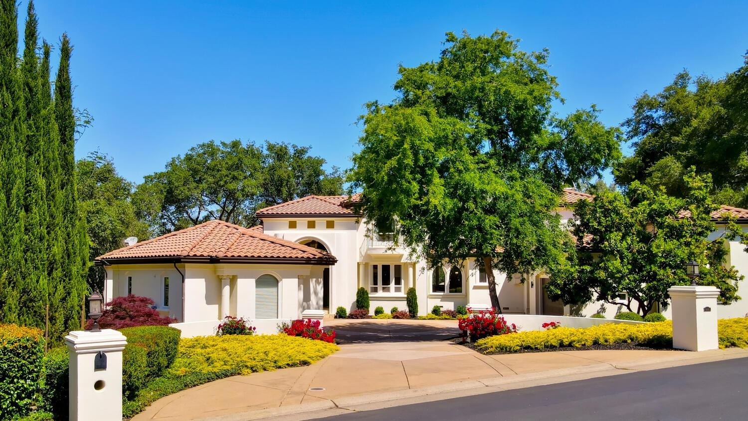 6000 Greystone Place