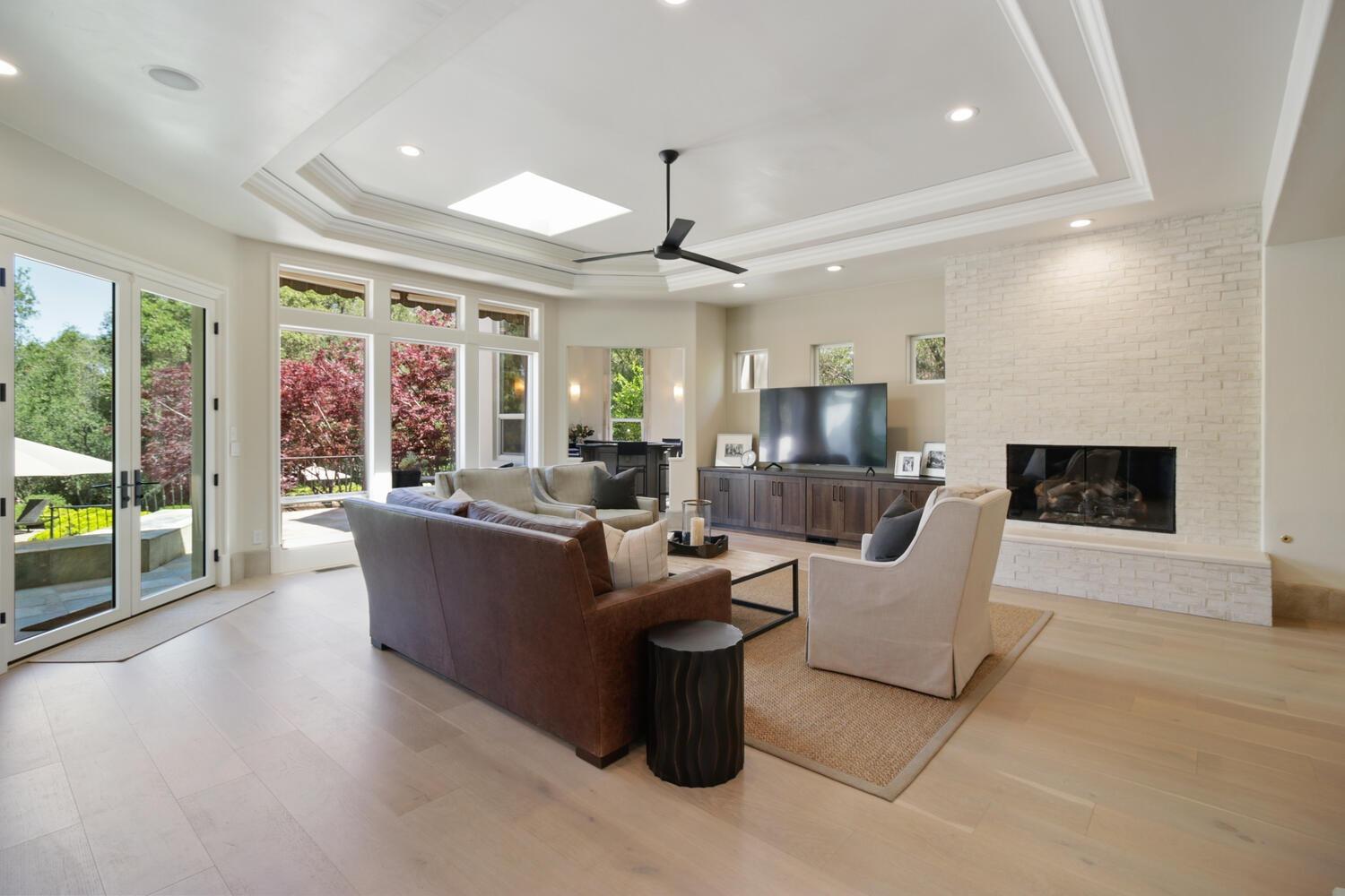 6000 Greystone Place