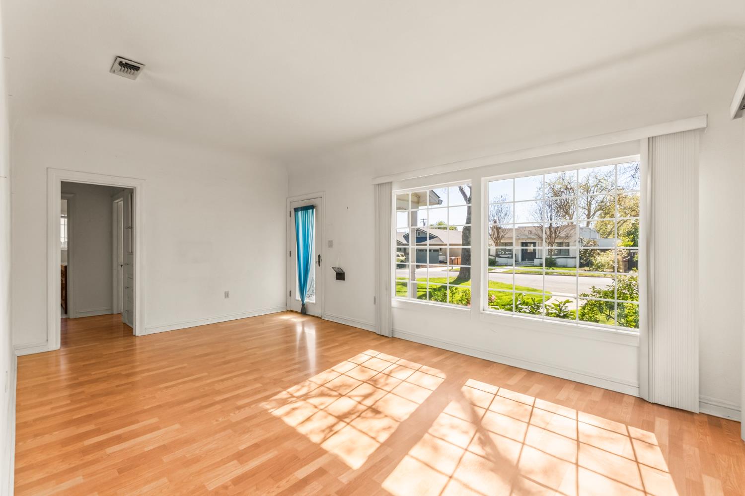 512 Encinal Avenue