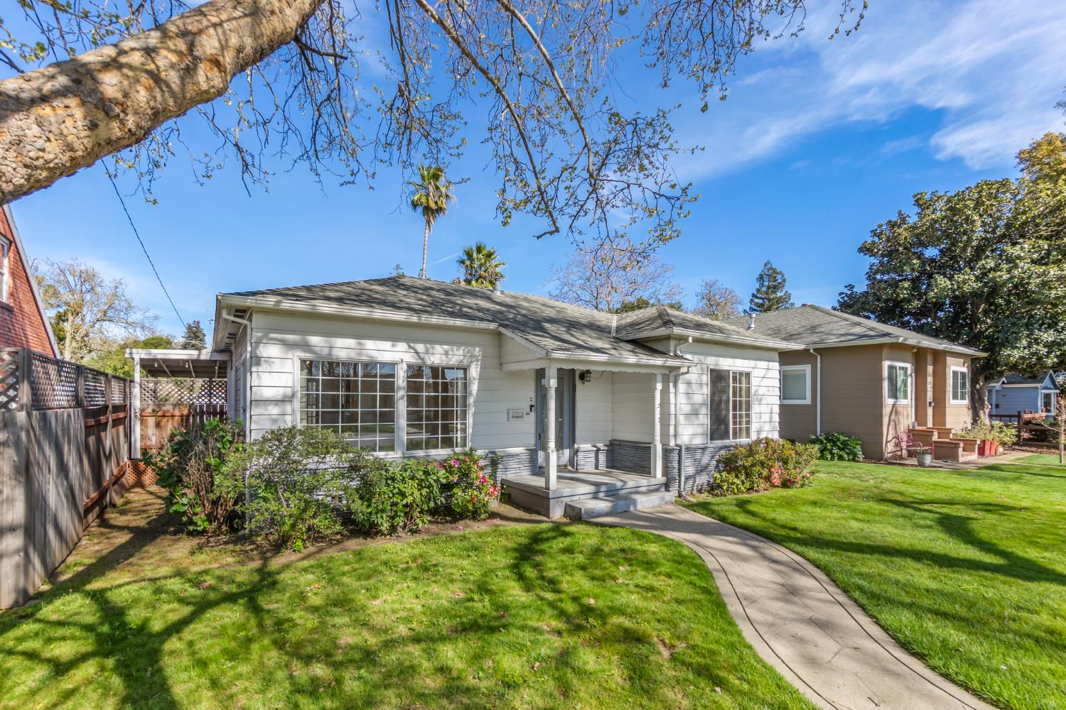 512 Encinal Avenue