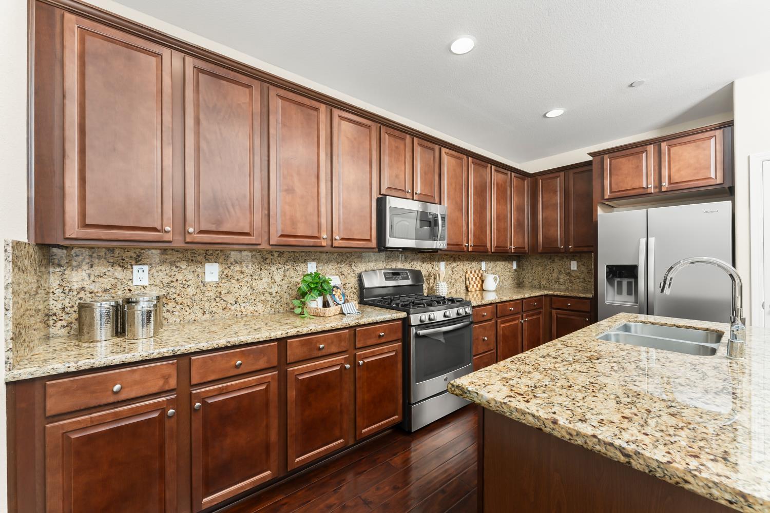 5453 Mossy Stone Way
