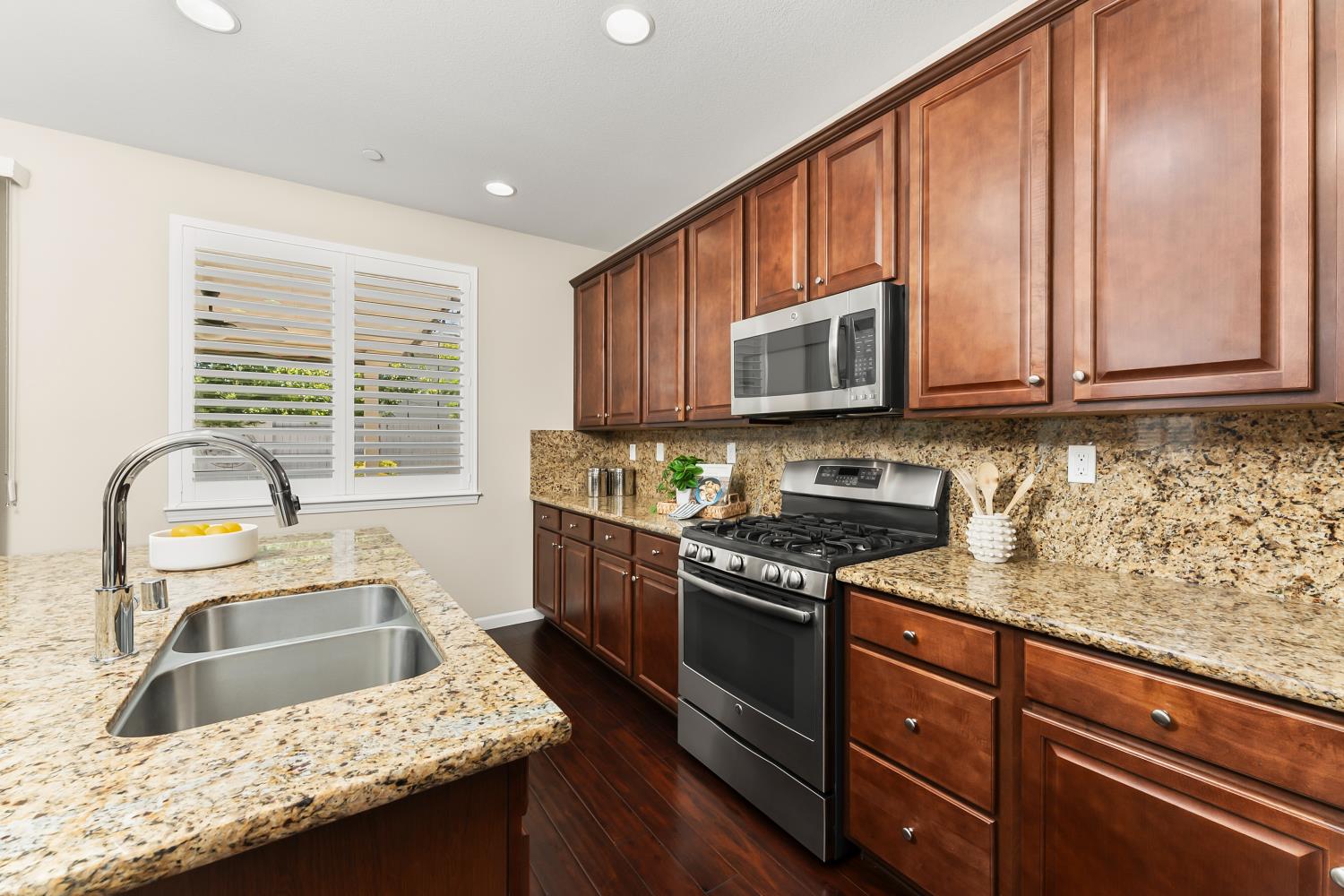 5453 Mossy Stone Way