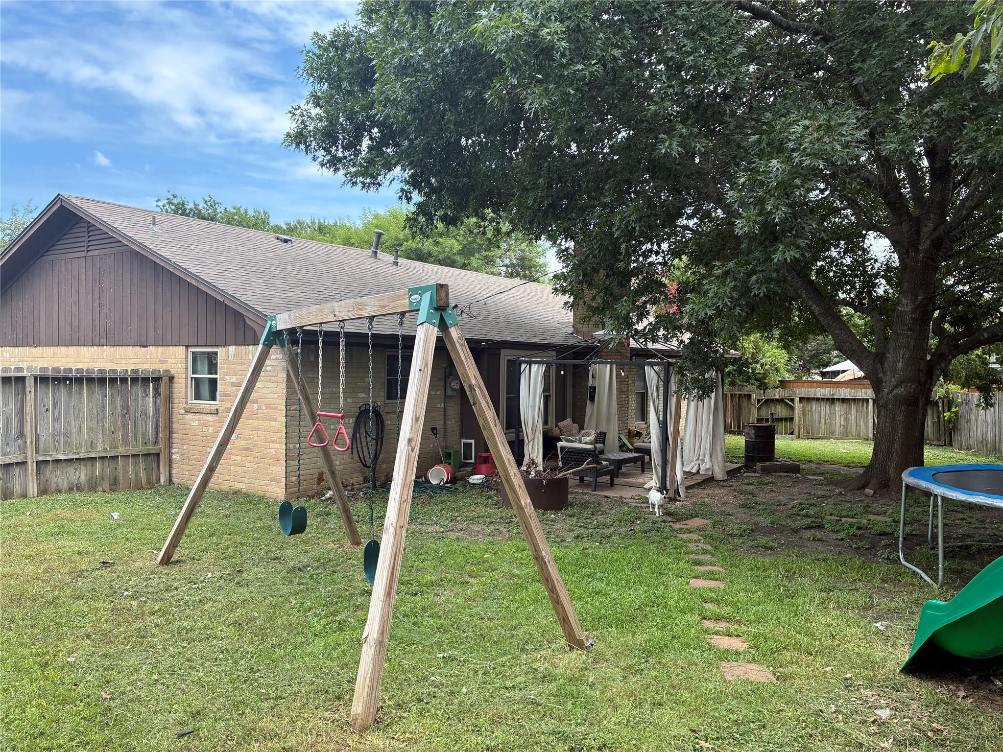 410 Phoenix DR