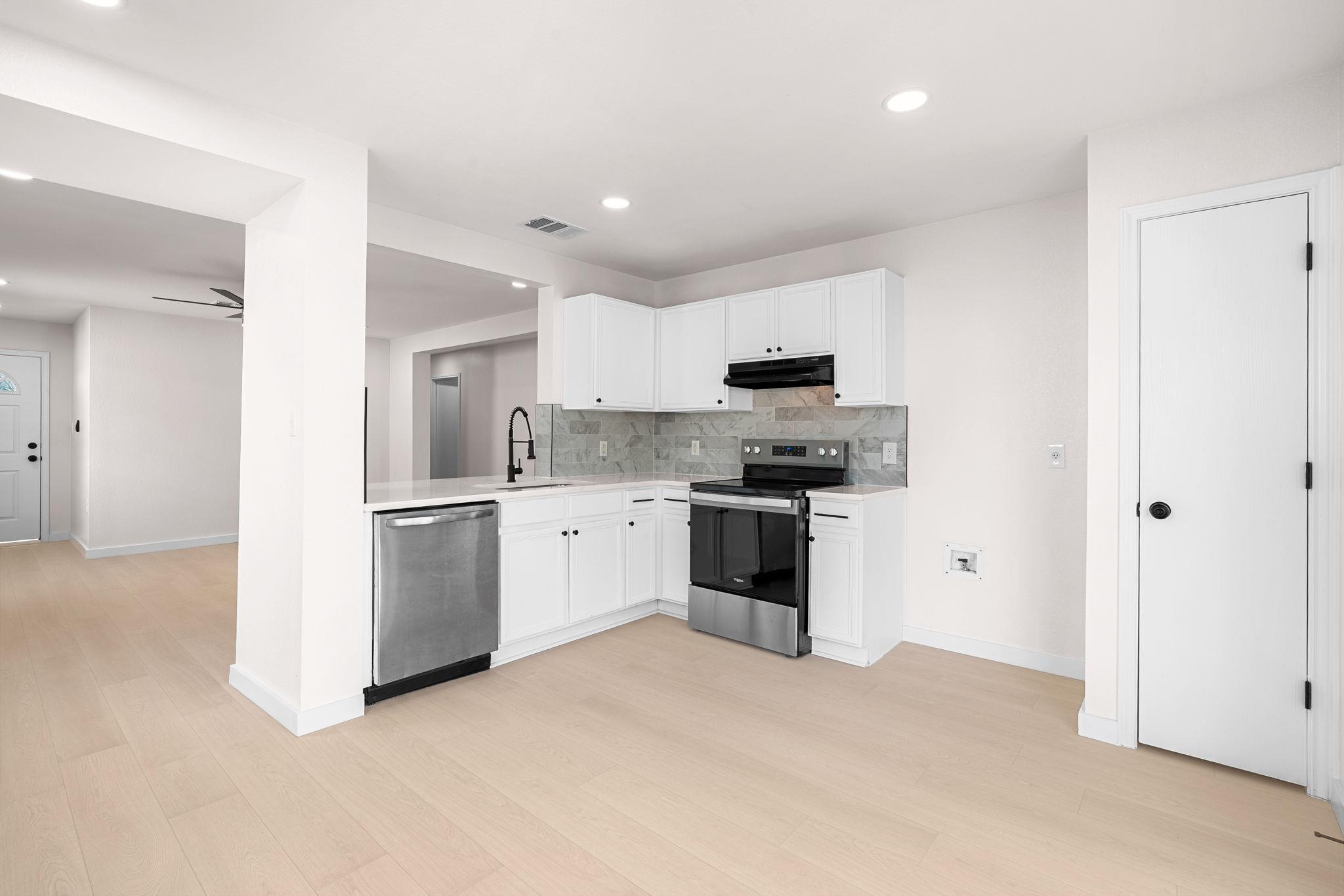 6708 Quinton DR