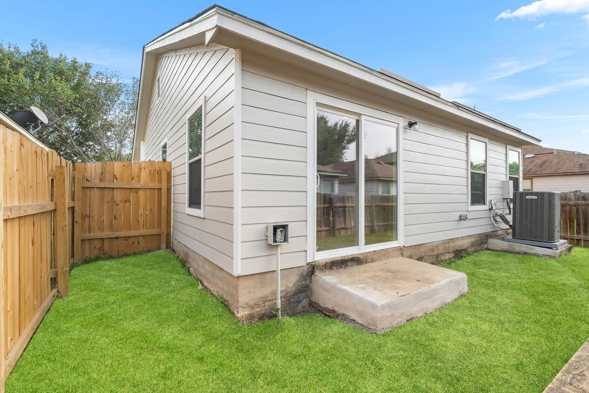 6708 Quinton DR