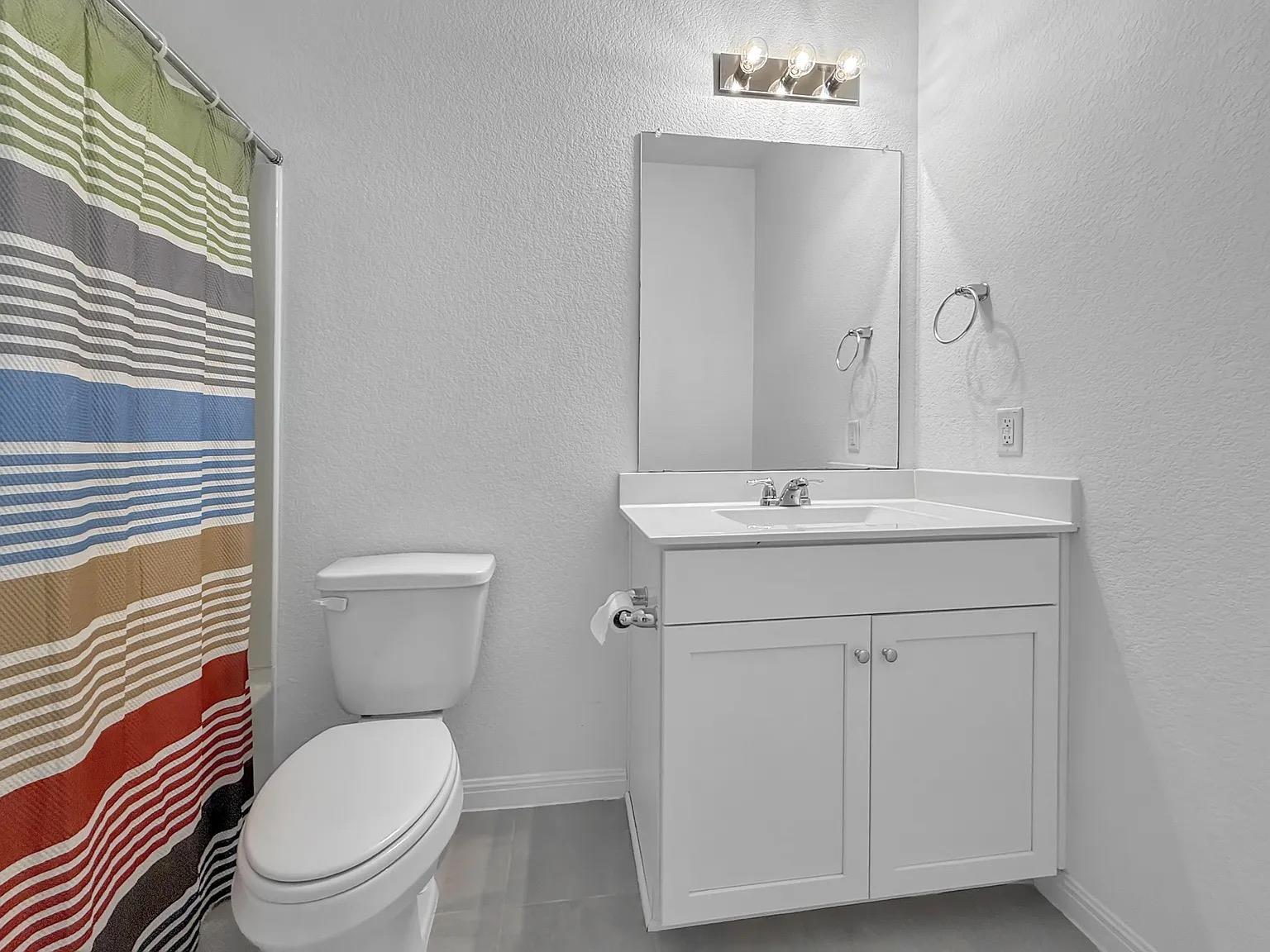 2608 Emerson TRL