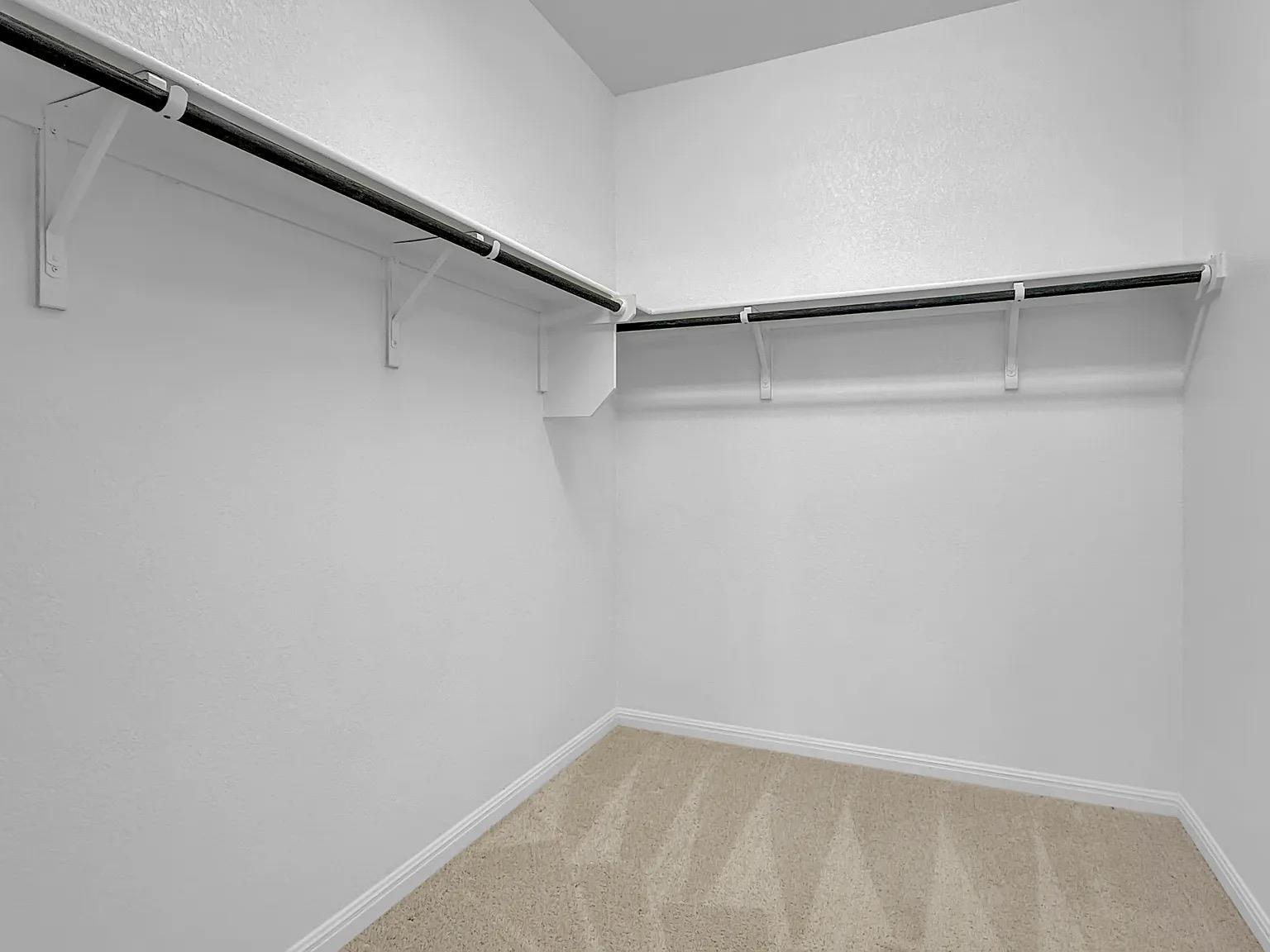 2608 Emerson TRL