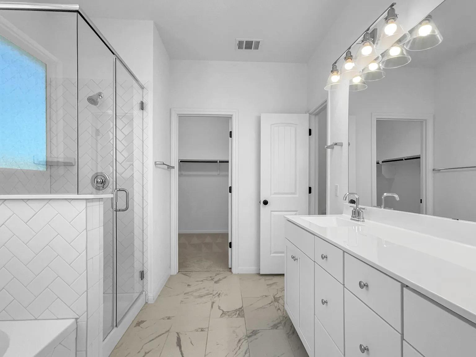 2608 Emerson TRL