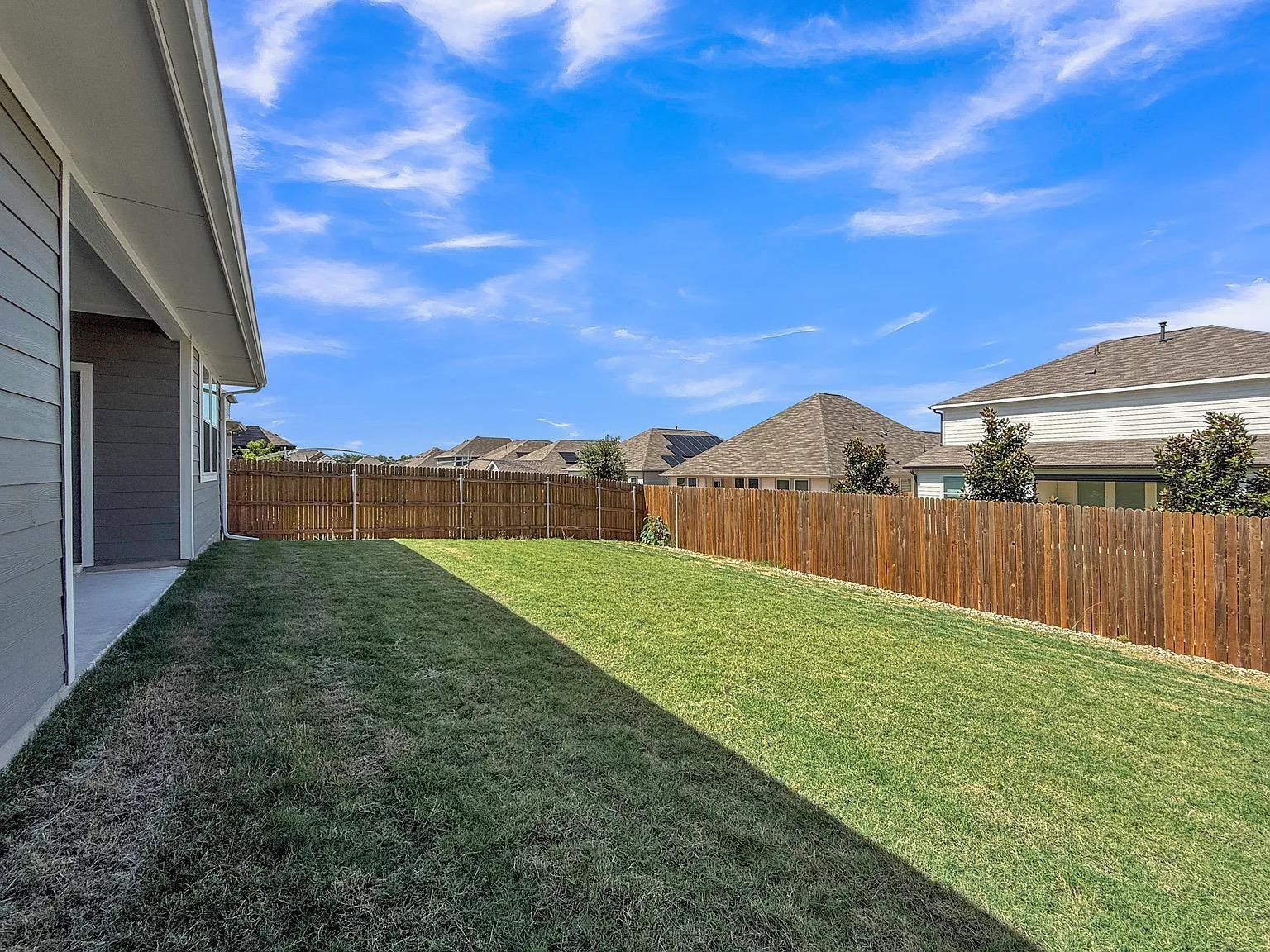 2608 Emerson TRL