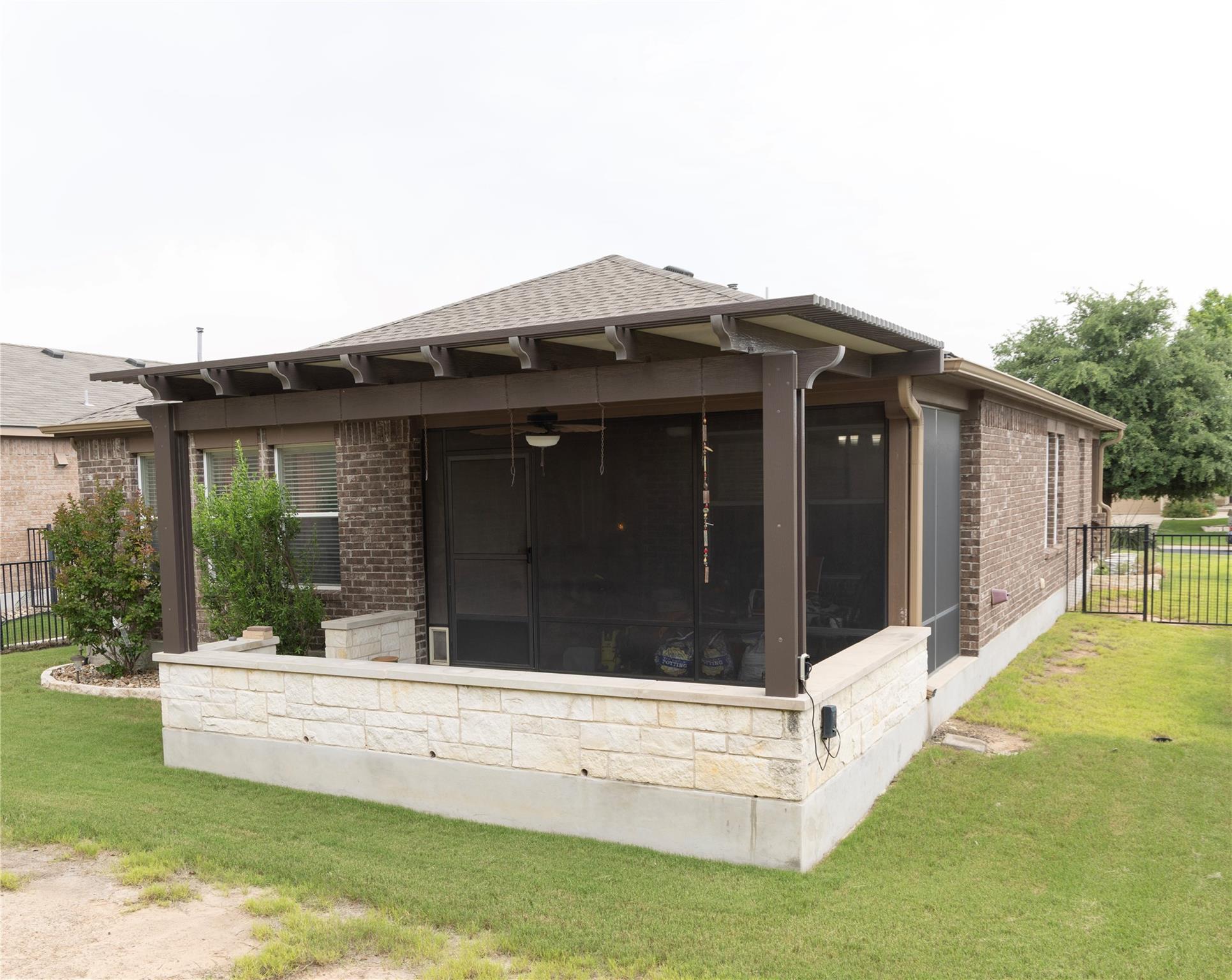 834 Salado Creek LN