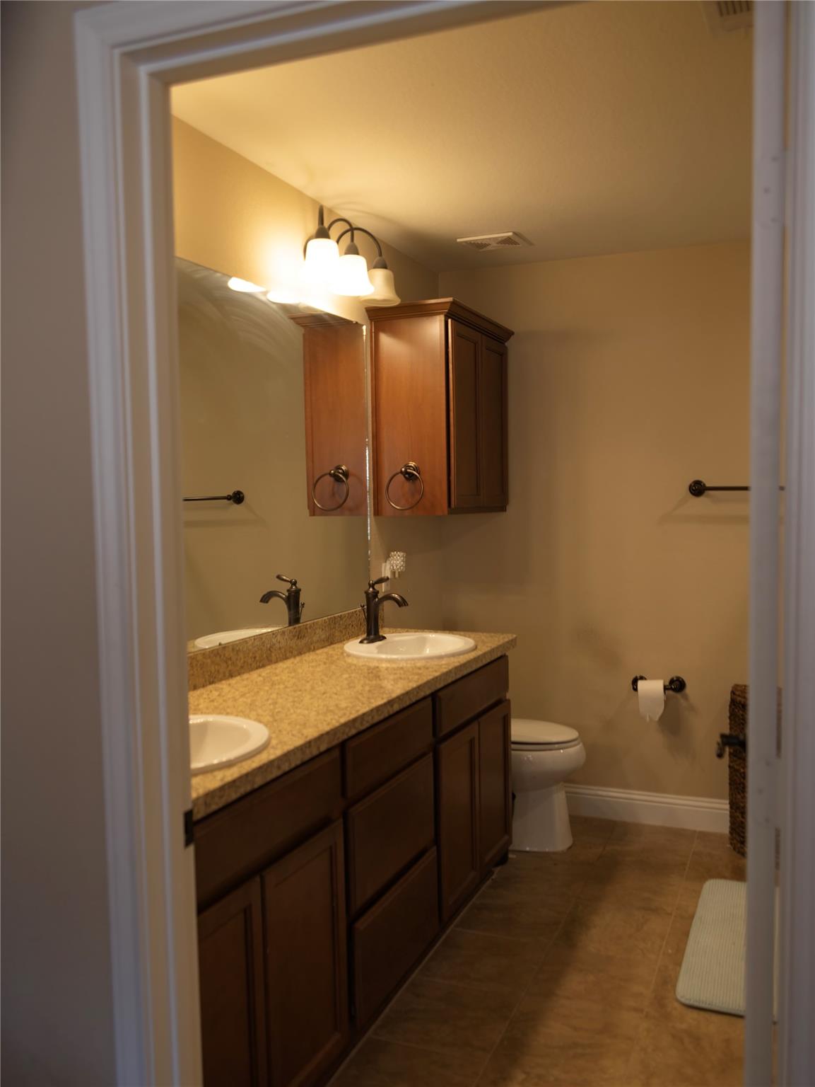 834 Salado Creek LN