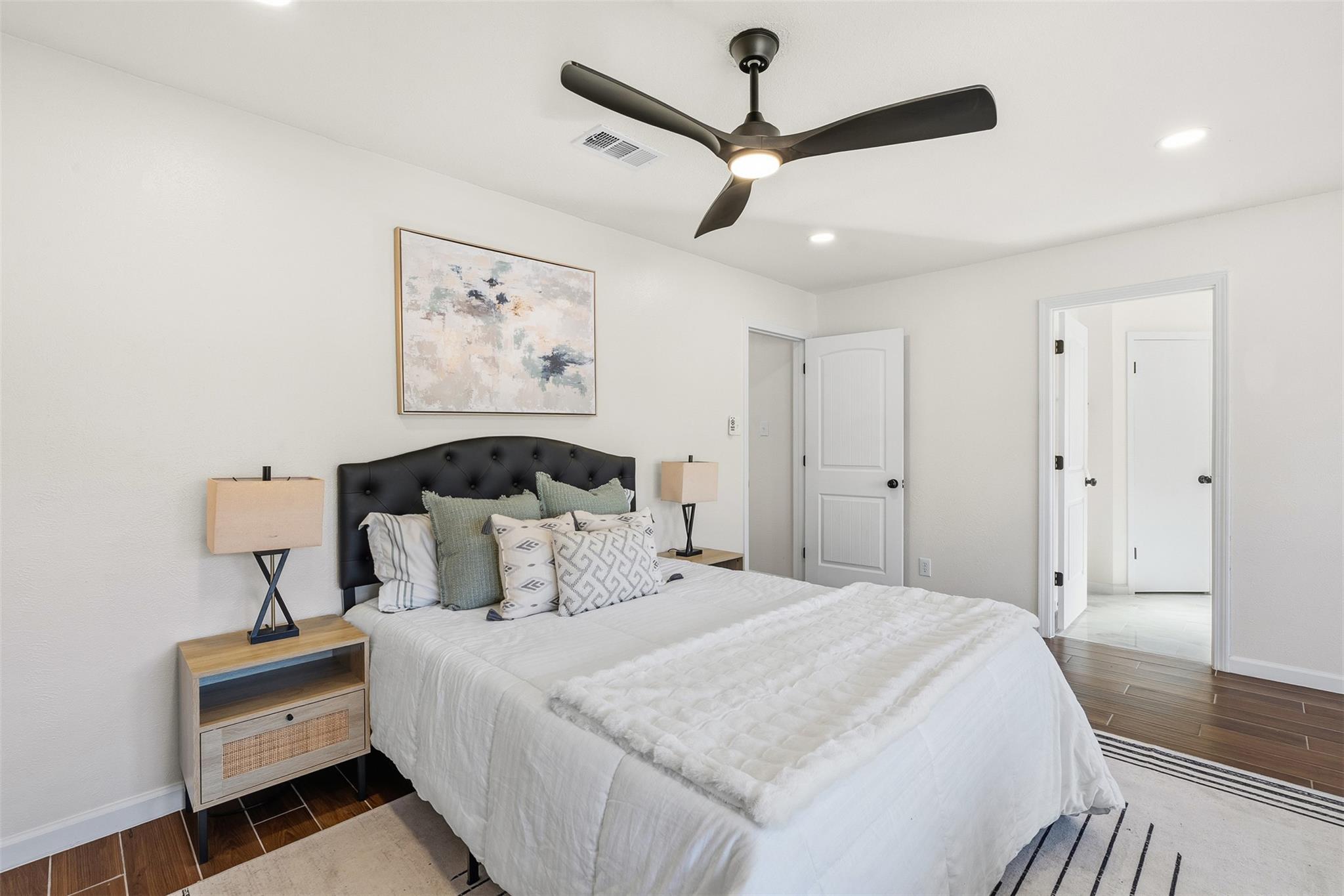 12401 Rusted Nail CV