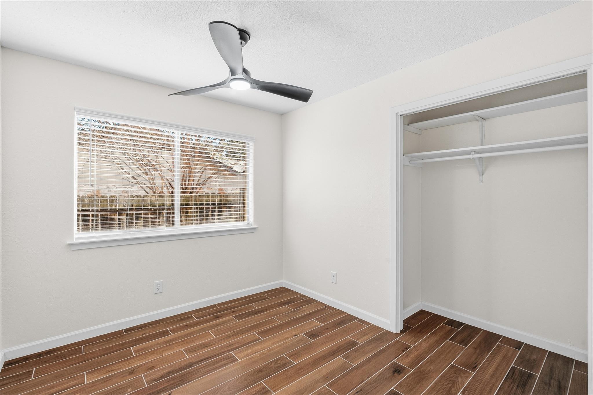 12401 Rusted Nail CV