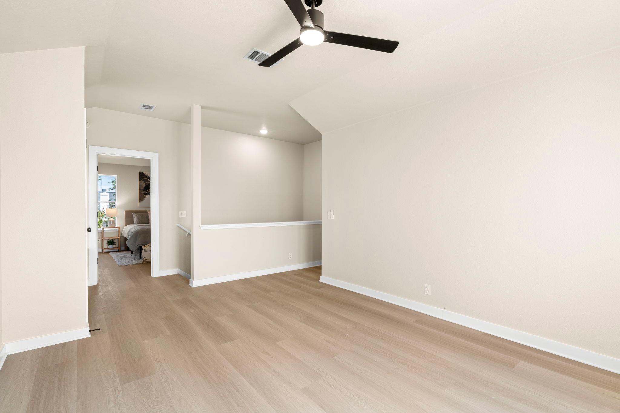 1407 WATERFALL Ave