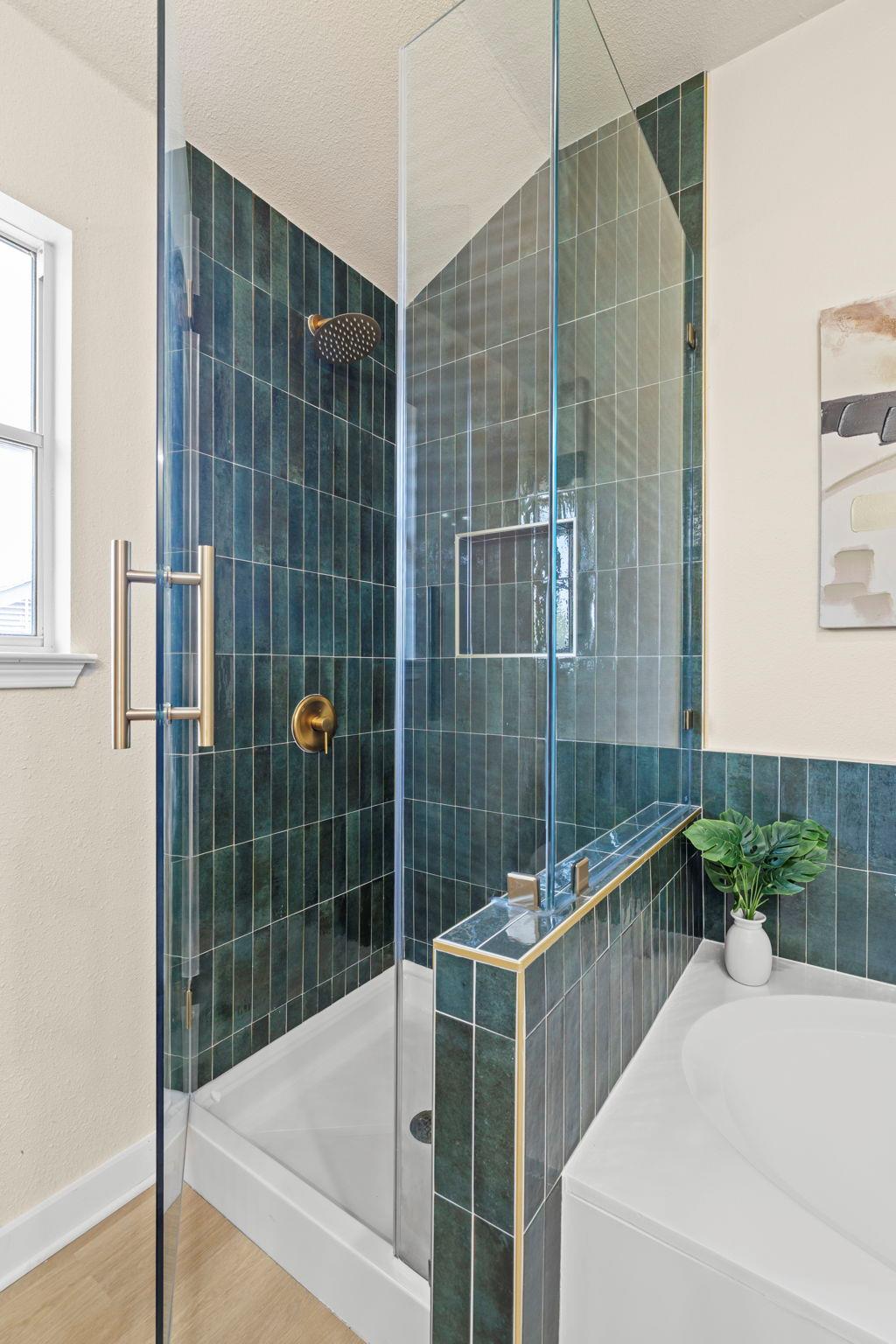 1407 WATERFALL Ave