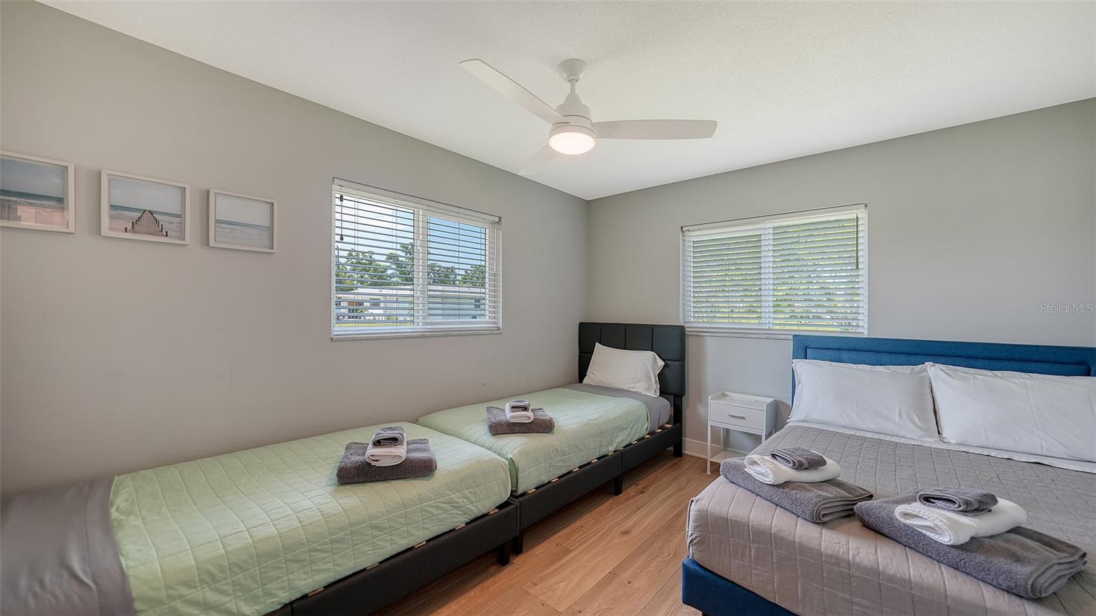 243 MOSS LN