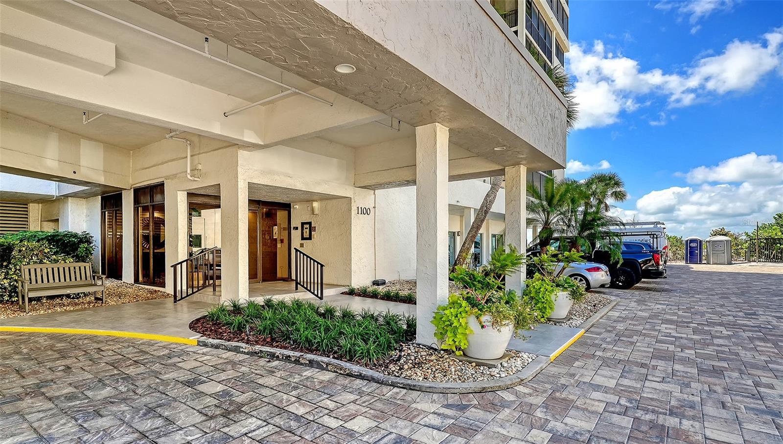 1100 BENJAMIN FRANKLIN DR #204