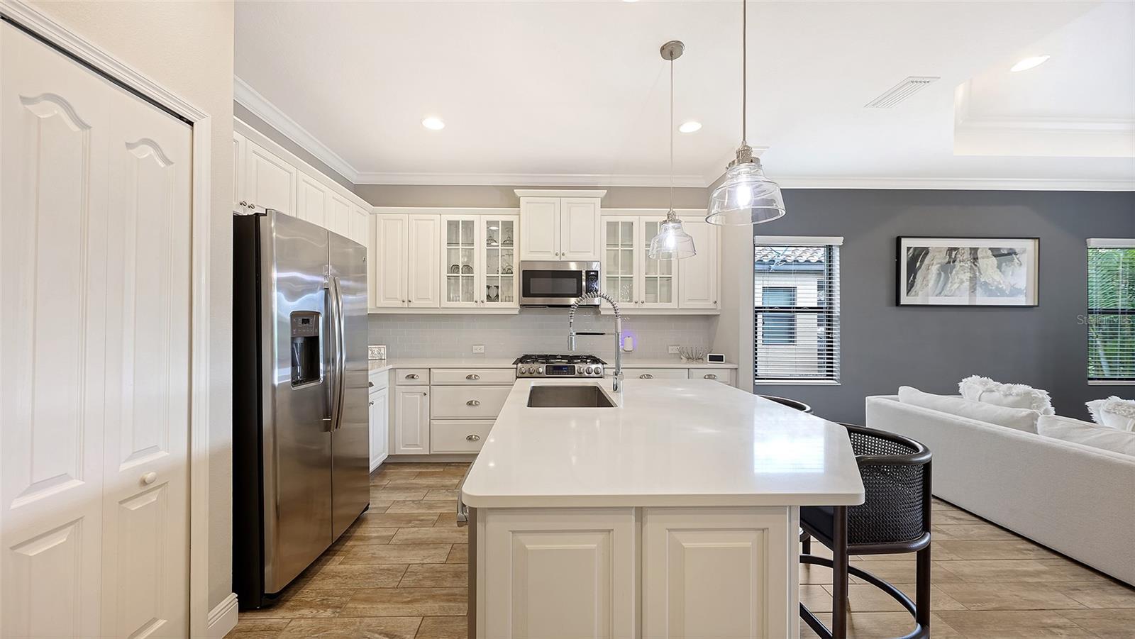 6423 POSITANO CT