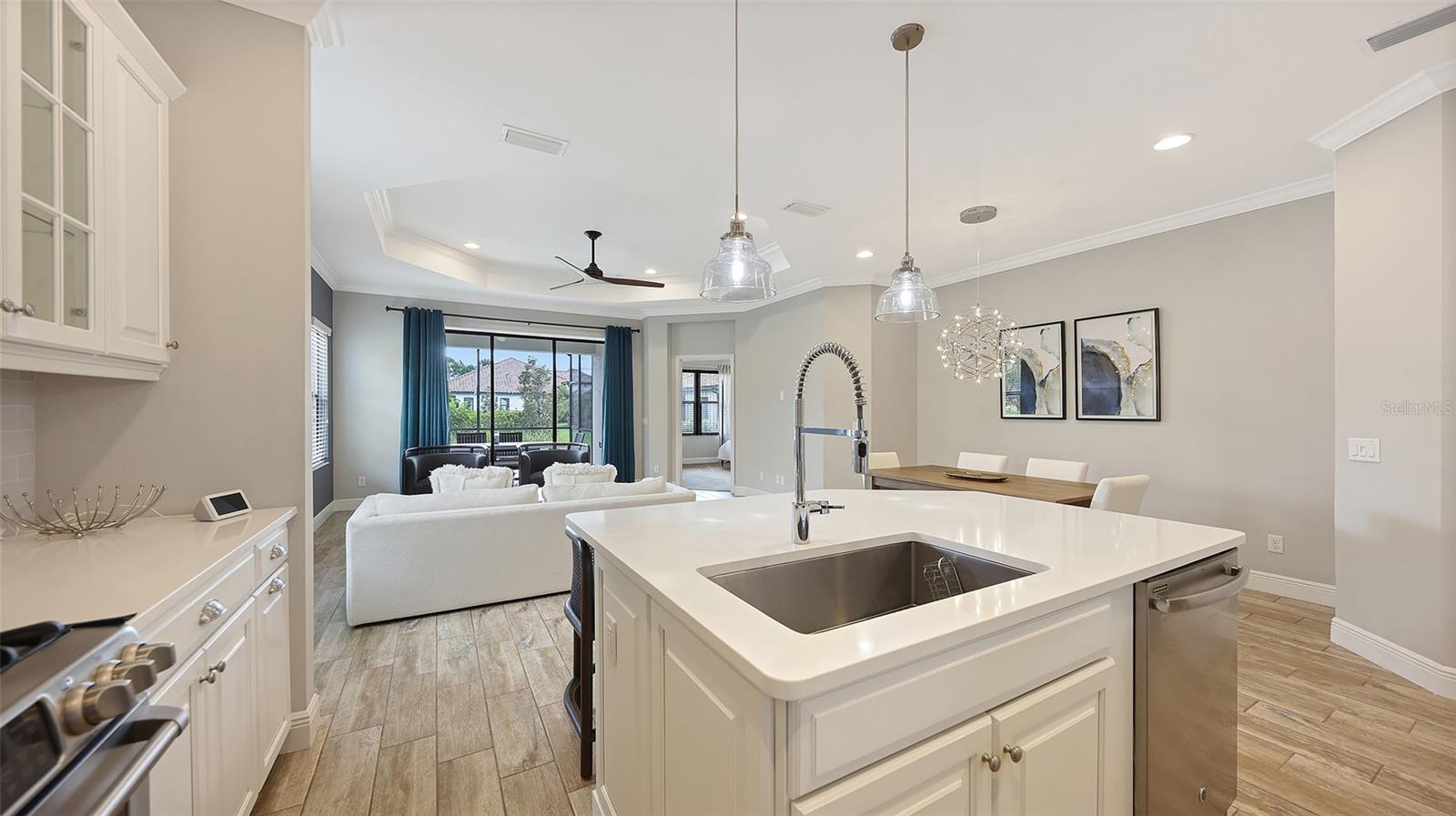 6423 POSITANO CT
