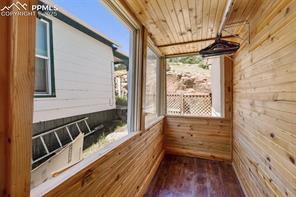 210 S SEVENTH Street