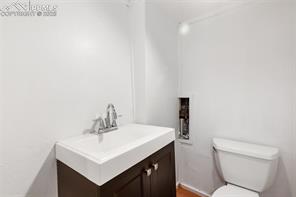 210 S SEVENTH Street