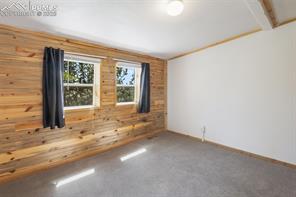 210 S SEVENTH Street