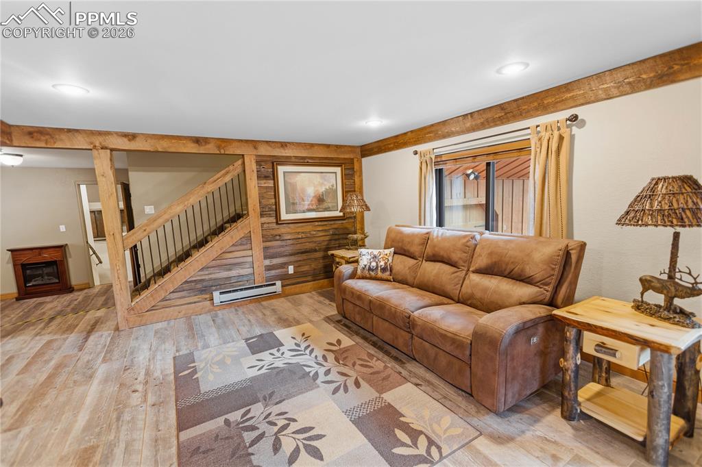 715 Crystal Drive