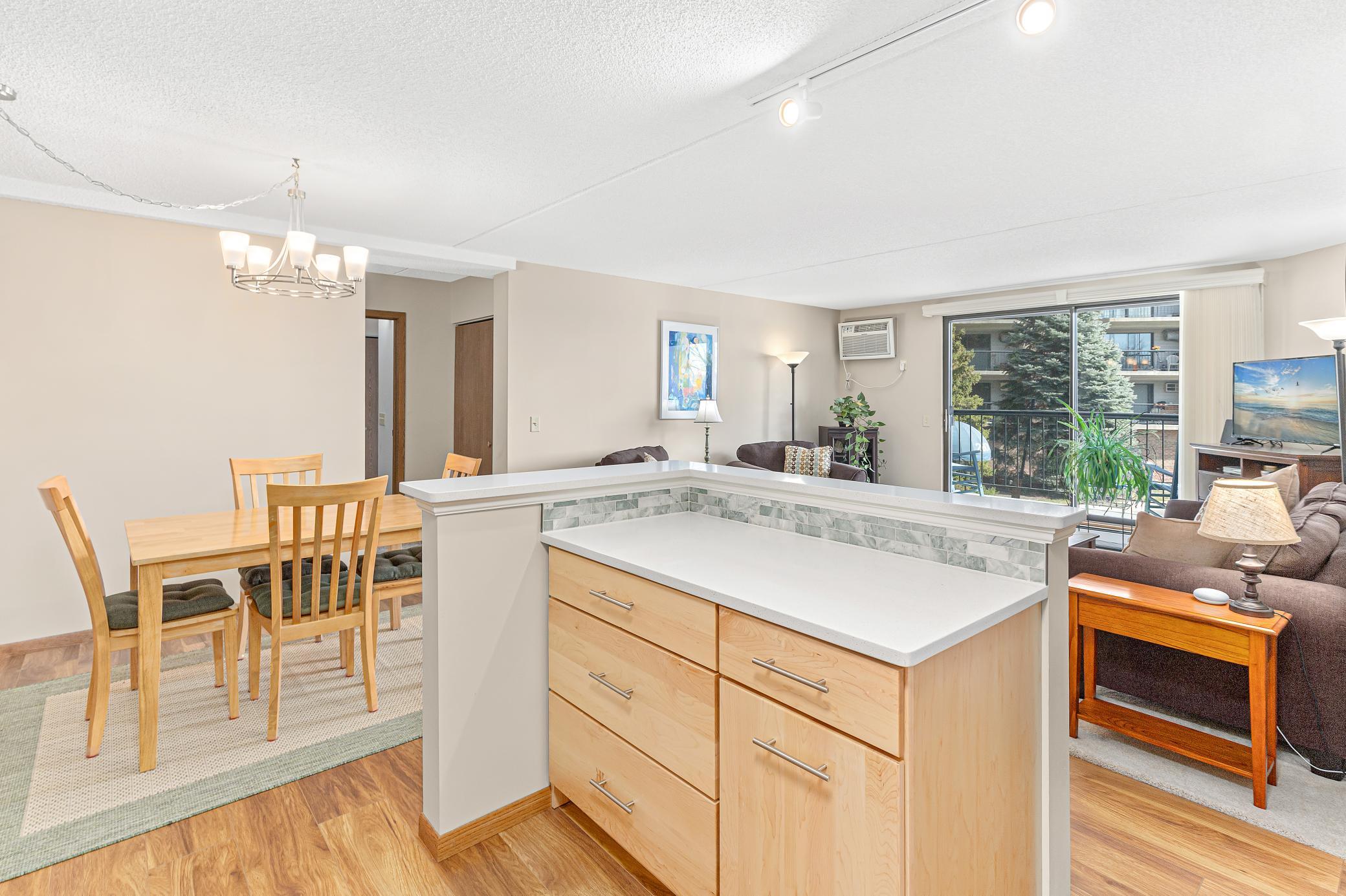 2601 Kenzie Terrace Unit: 129