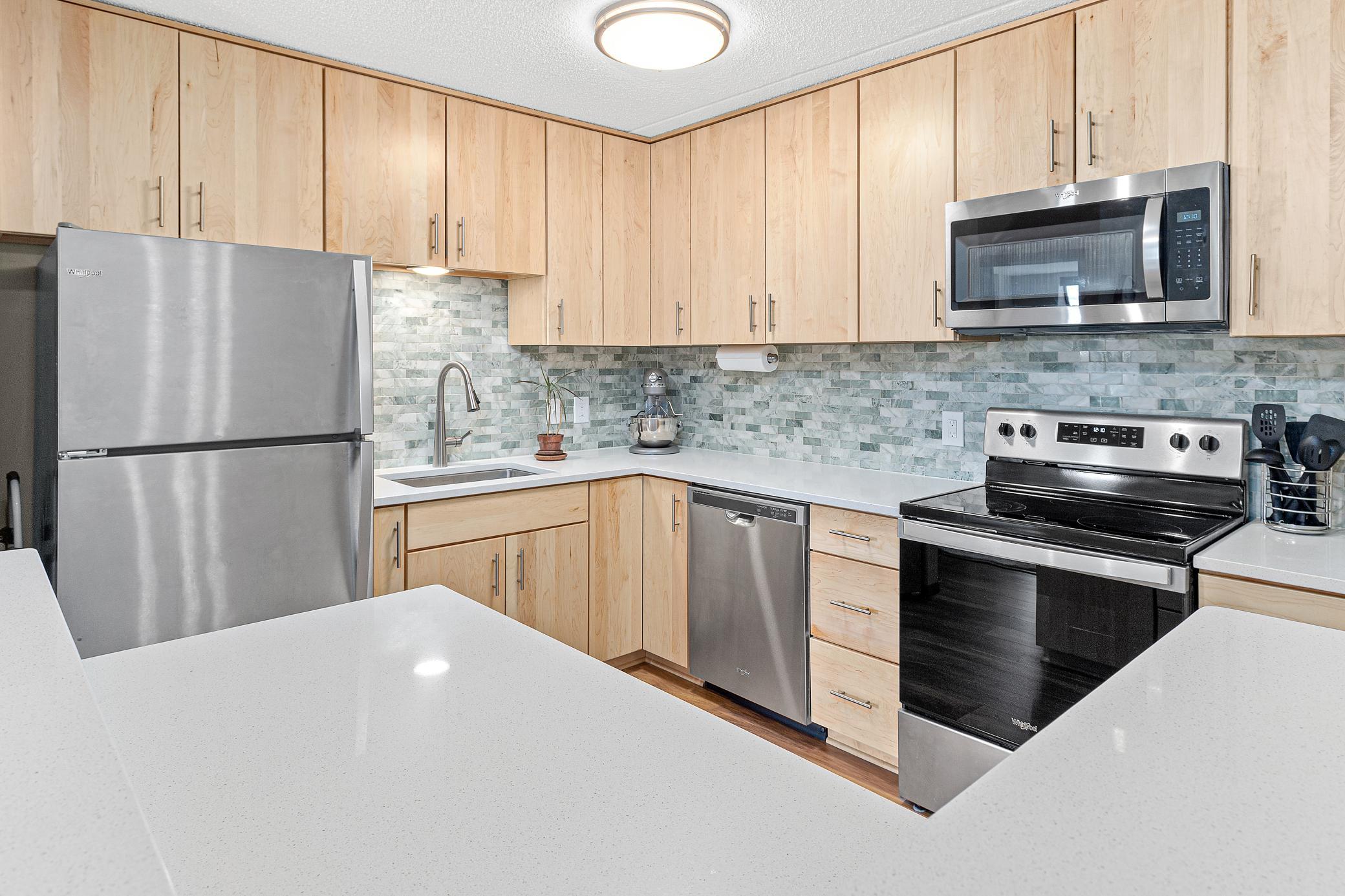 2601 Kenzie Terrace Unit: 129